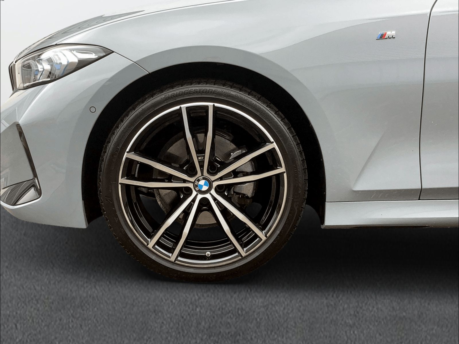 BMW 320d xDr 48V Tour M Sport-image-6