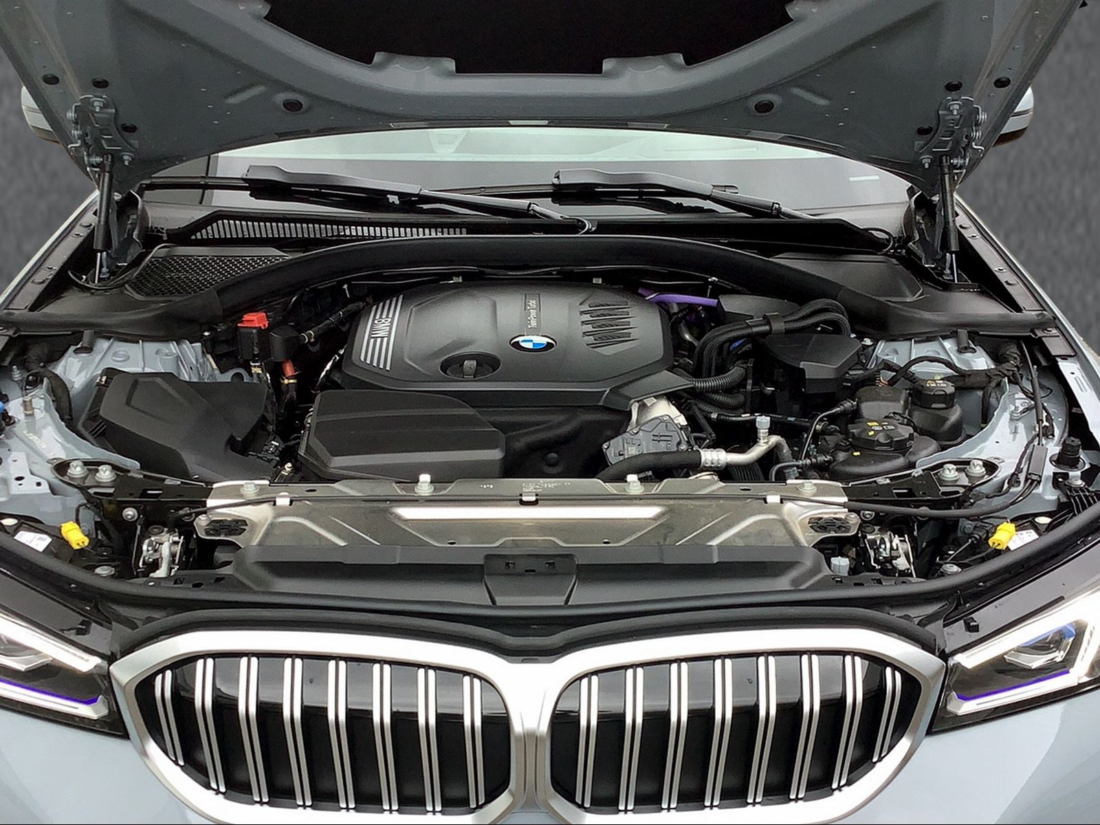 BMW 320d xDr 48V Tour M Sport-image-8