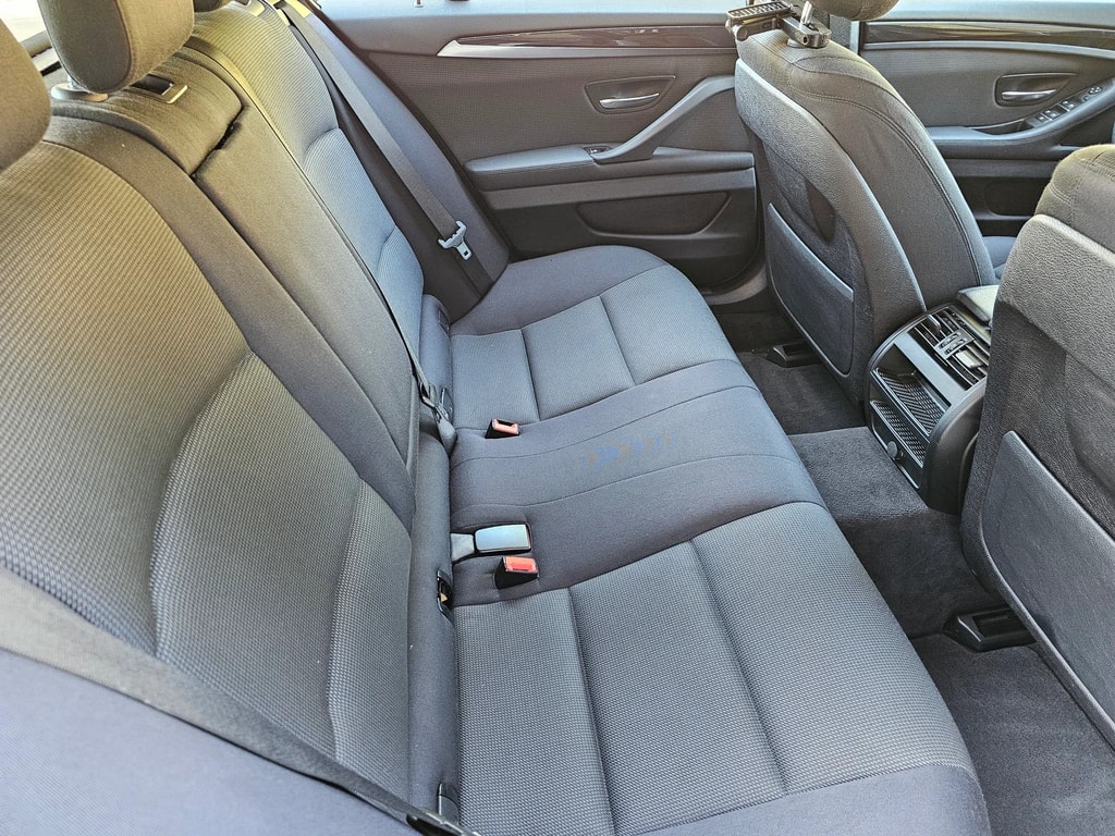 BMW 520d Touring Modern Line M- Paket Ext.-image-10