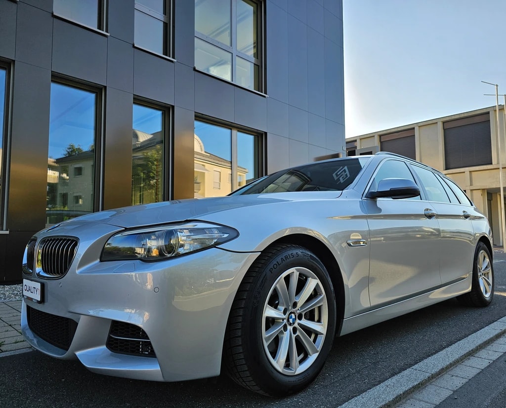 BMW 520d Touring Modern Line M- Paket Ext.-image-0