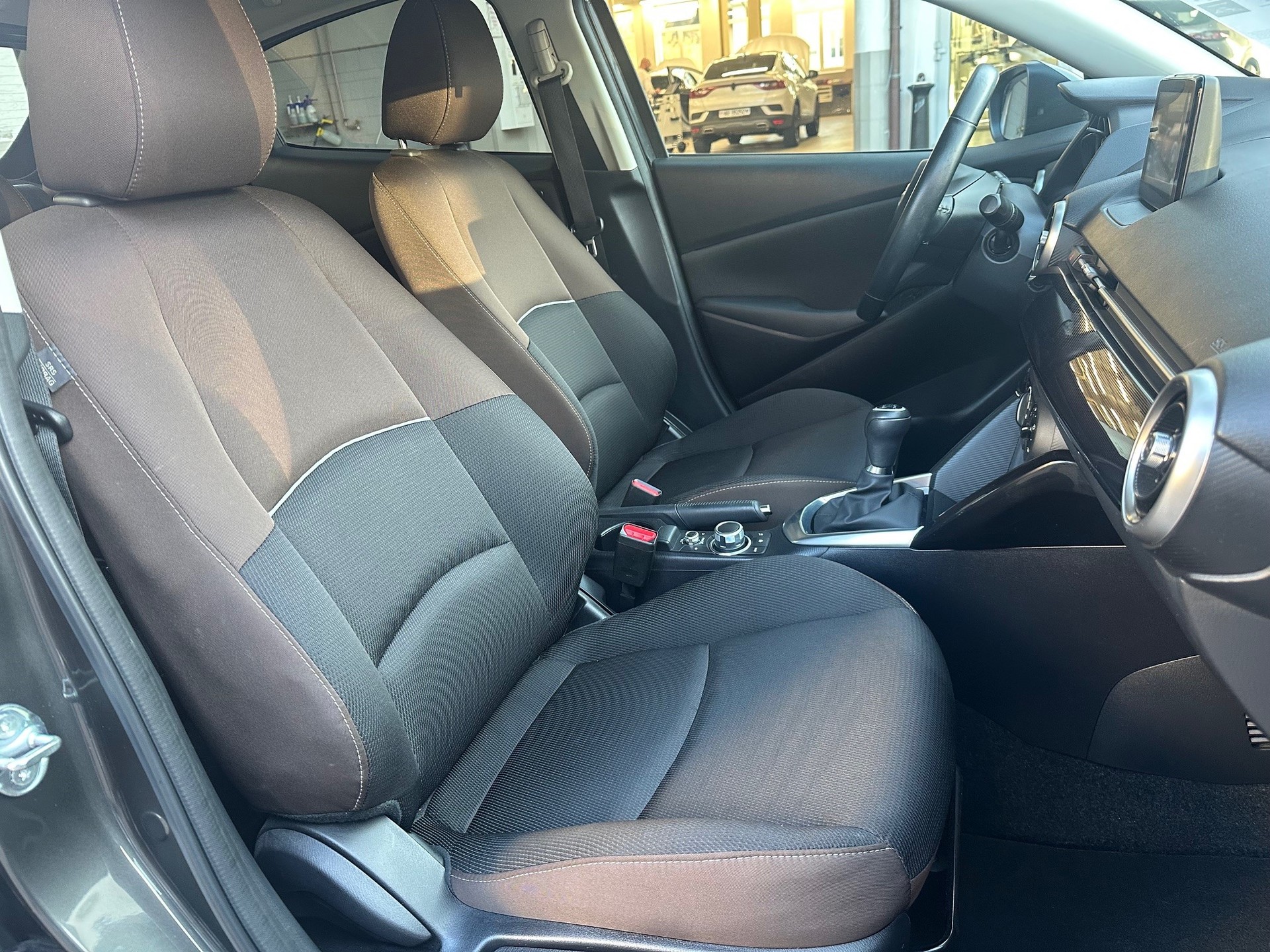 MAZDA 2 SKYACTIV-G 90 Mild Hybrid Ambition Plus-image-10