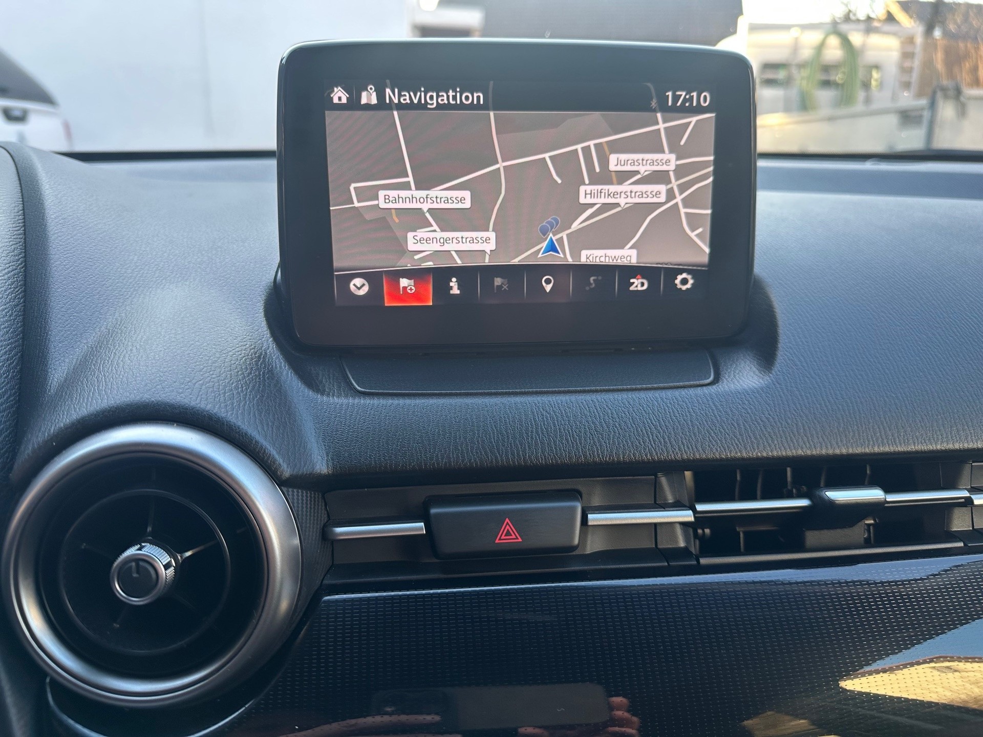 MAZDA 2 SKYACTIV-G 90 Mild Hybrid Ambition Plus-image-8
