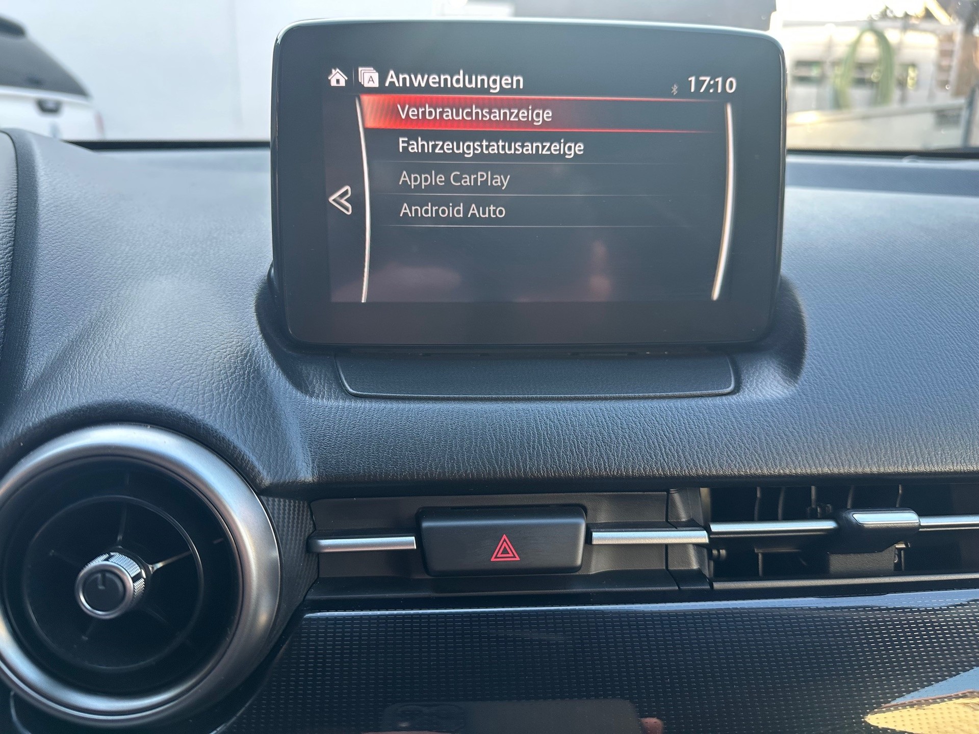 MAZDA 2 SKYACTIV-G 90 Mild Hybrid Ambition Plus-image-9