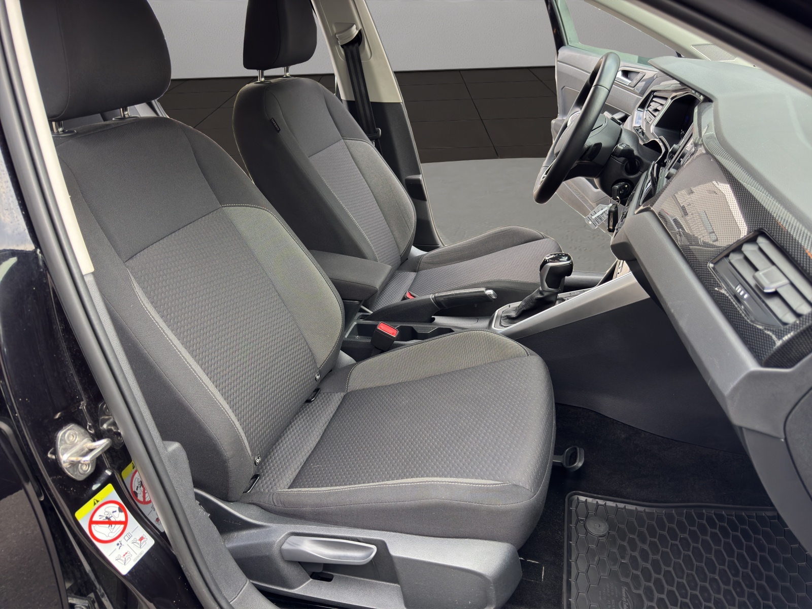 VW Polo 1.0 TSI Life DSG-image-16