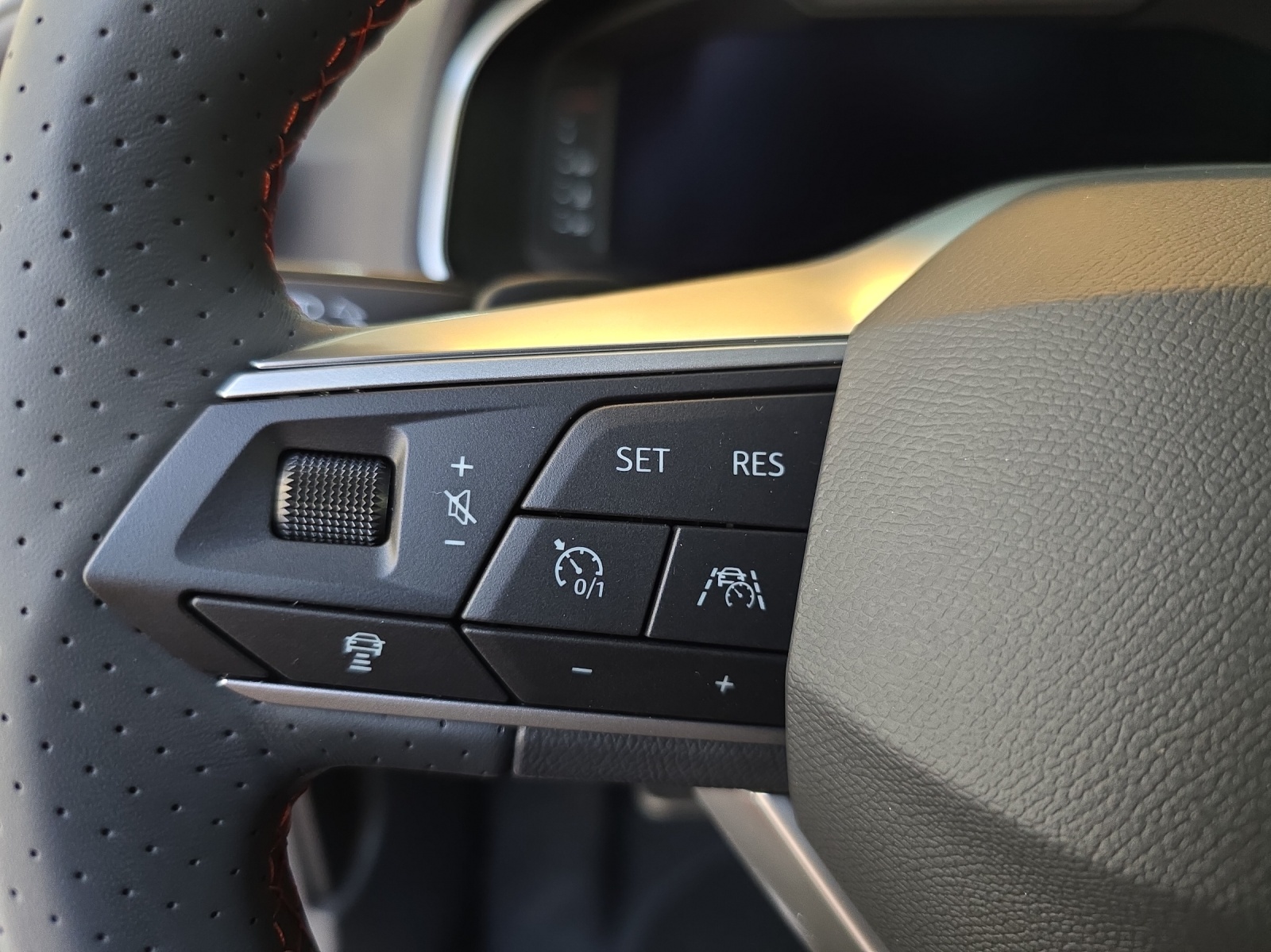 SEAT Arona 1.0 TSI Eco Move FR DSG-image-15