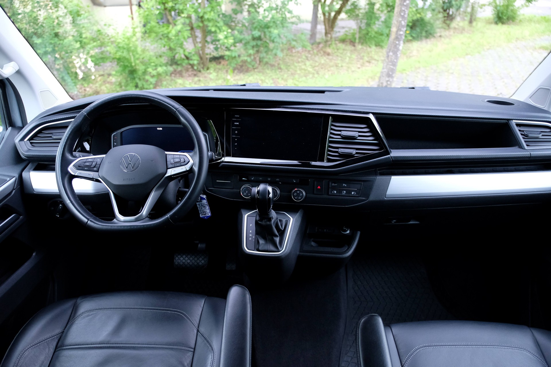 VW T6.1 Multivan 2.0 Bi-TDI Comfortline DSG-image-11