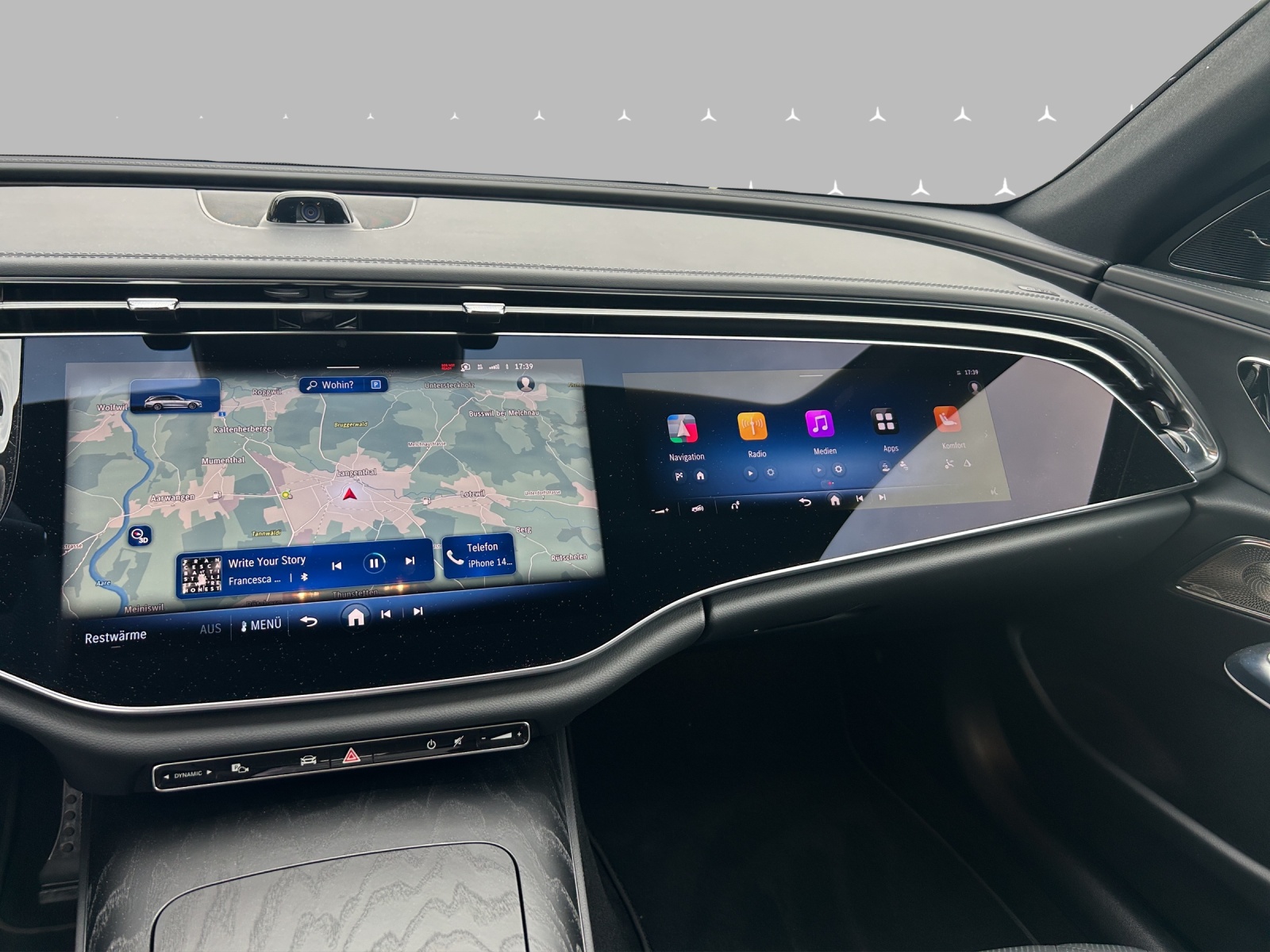 MERCEDES-BENZ E 220 d T 9G-Tronic-image-14