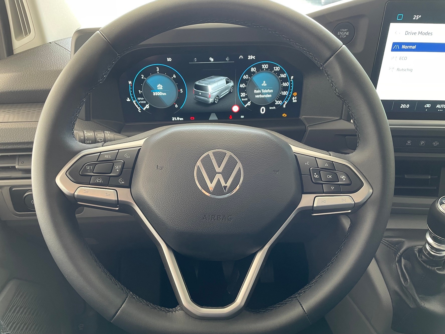 VW Transporter 2.0 TDI-image-12