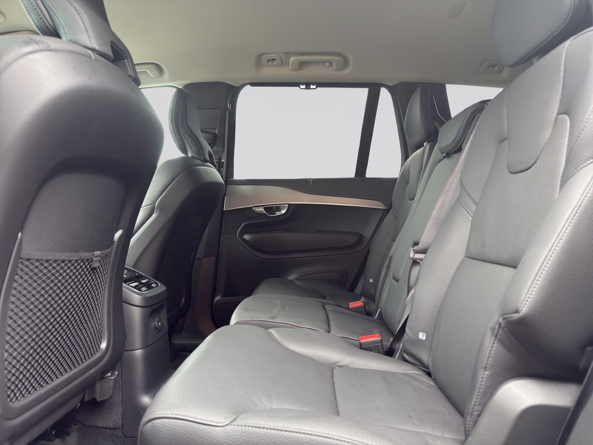 VOLVO XC90 T8 eAWD Plus Dark Geartronic I 7PL I-image-9