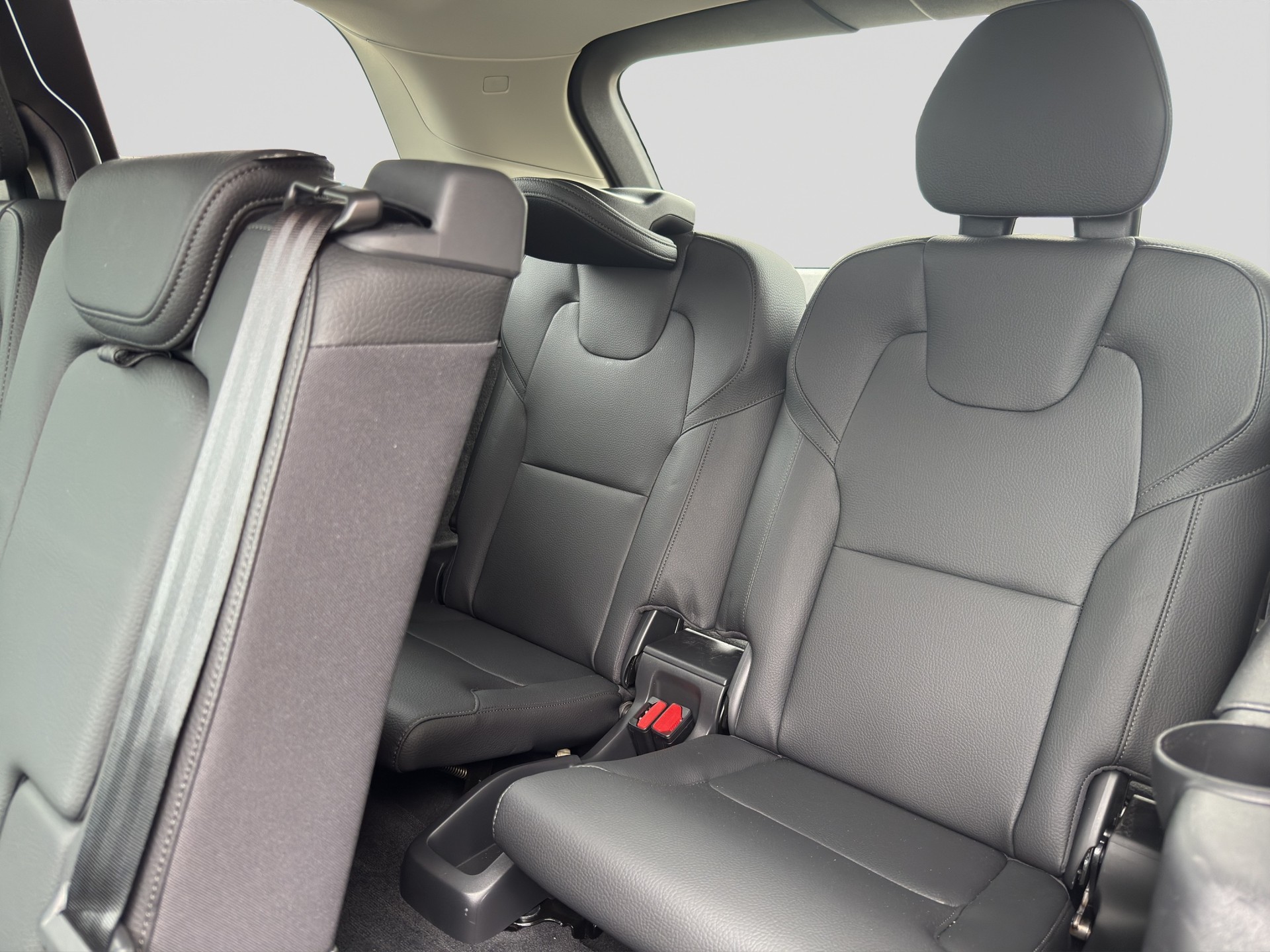 VOLVO XC90 T8 eAWD Plus Dark Geartronic I 7PL I-image-10
