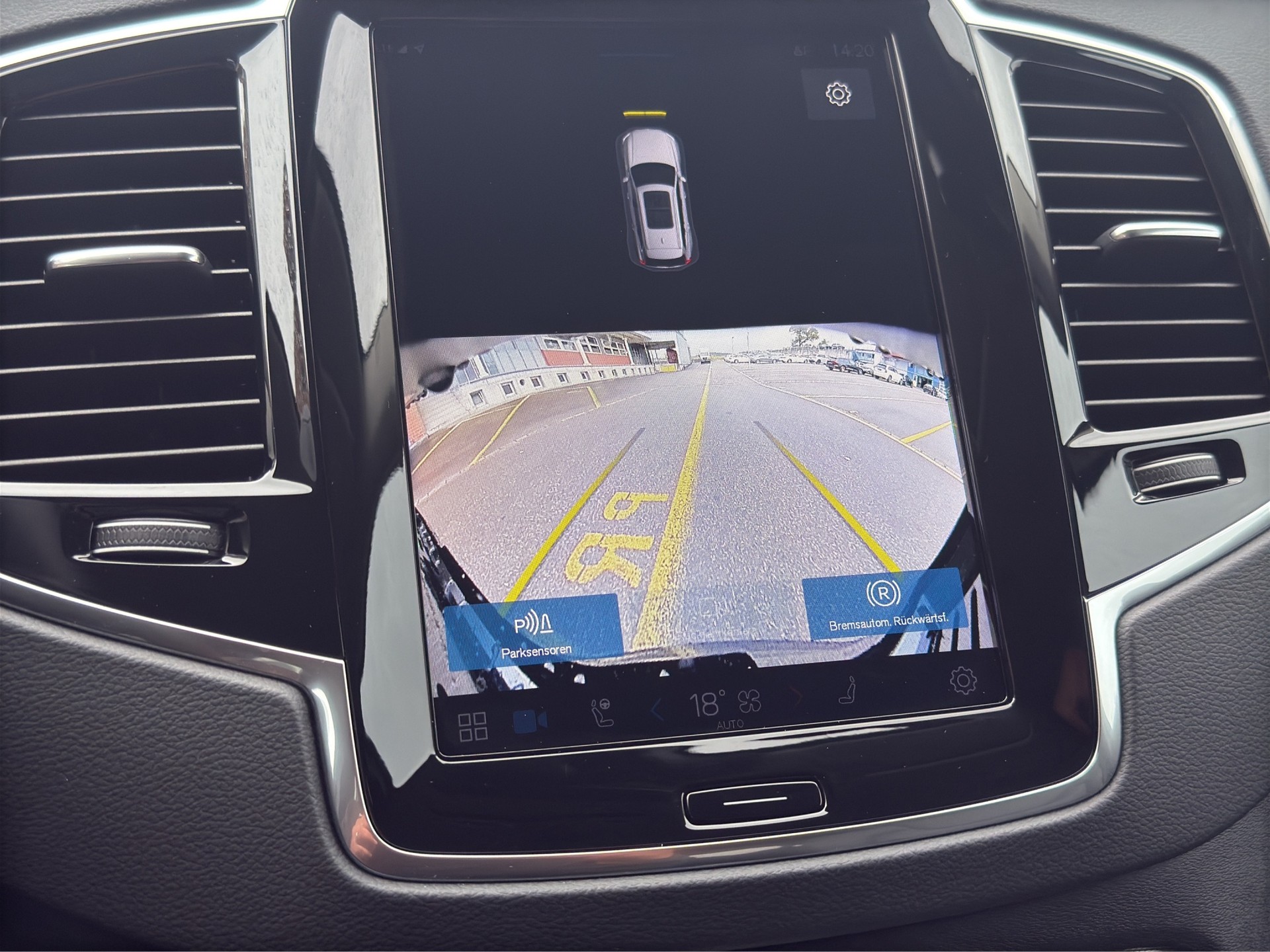 VOLVO XC90 T8 eAWD Plus Dark Geartronic I 7PL I-image-18