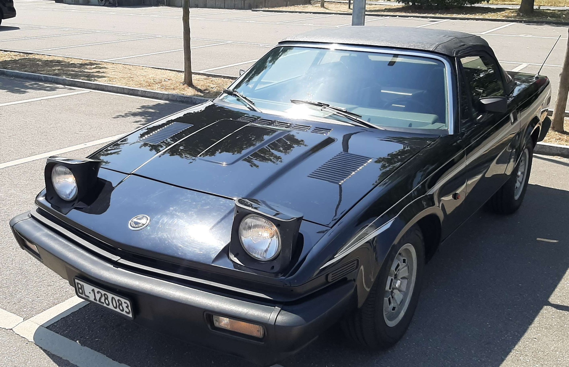 TRIUMPH TR7-image-12