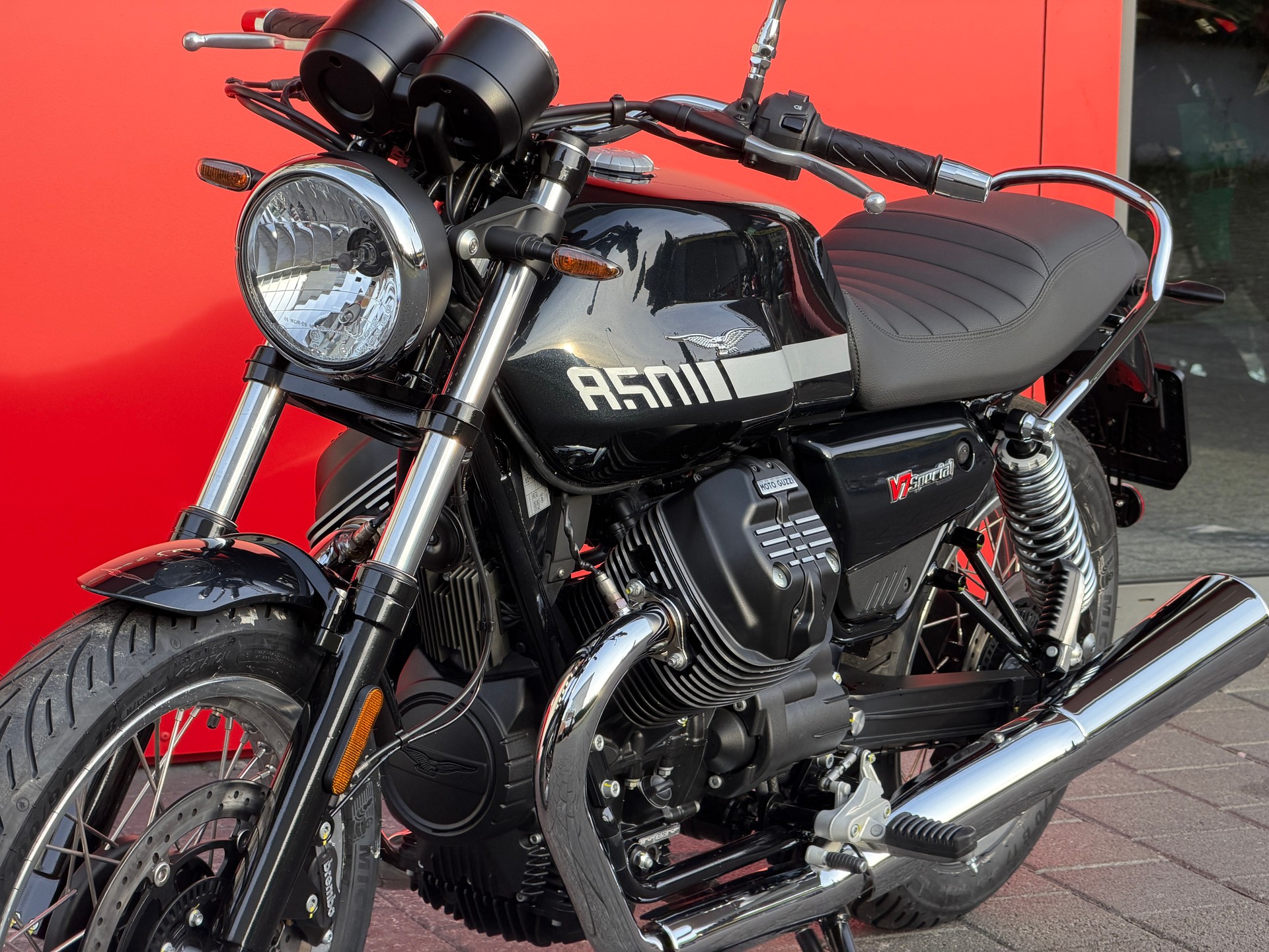 MOTO GUZZI V7 IV 850 Special (35kW)-image-14