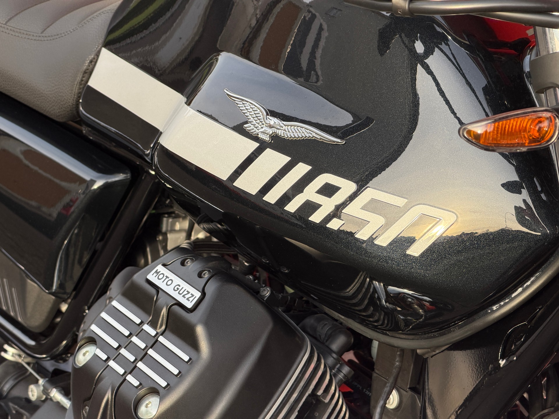 MOTO GUZZI V7 IV 850 Special (35kW)-image-5
