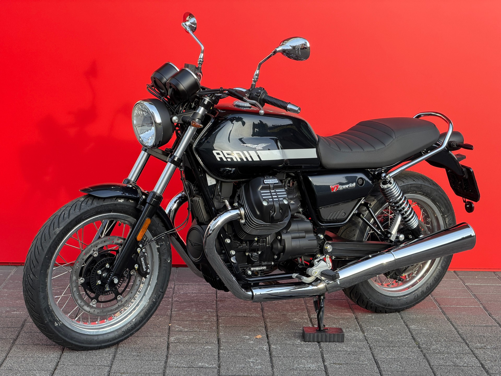 MOTO GUZZI V7 IV 850 Special (35kW)-showroom-element-3