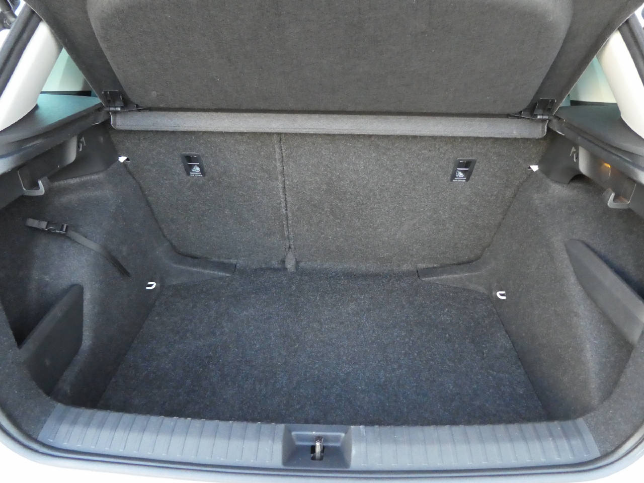 SKODA Kamiq 1.5 TSI Ambition DSG-image-12