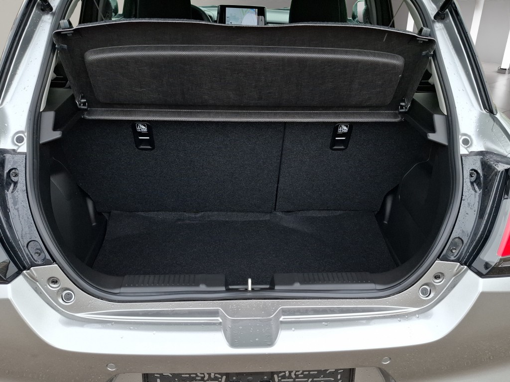 SUZUKI Swift 1.2 Compact Top Hybrid 4x4-image-14