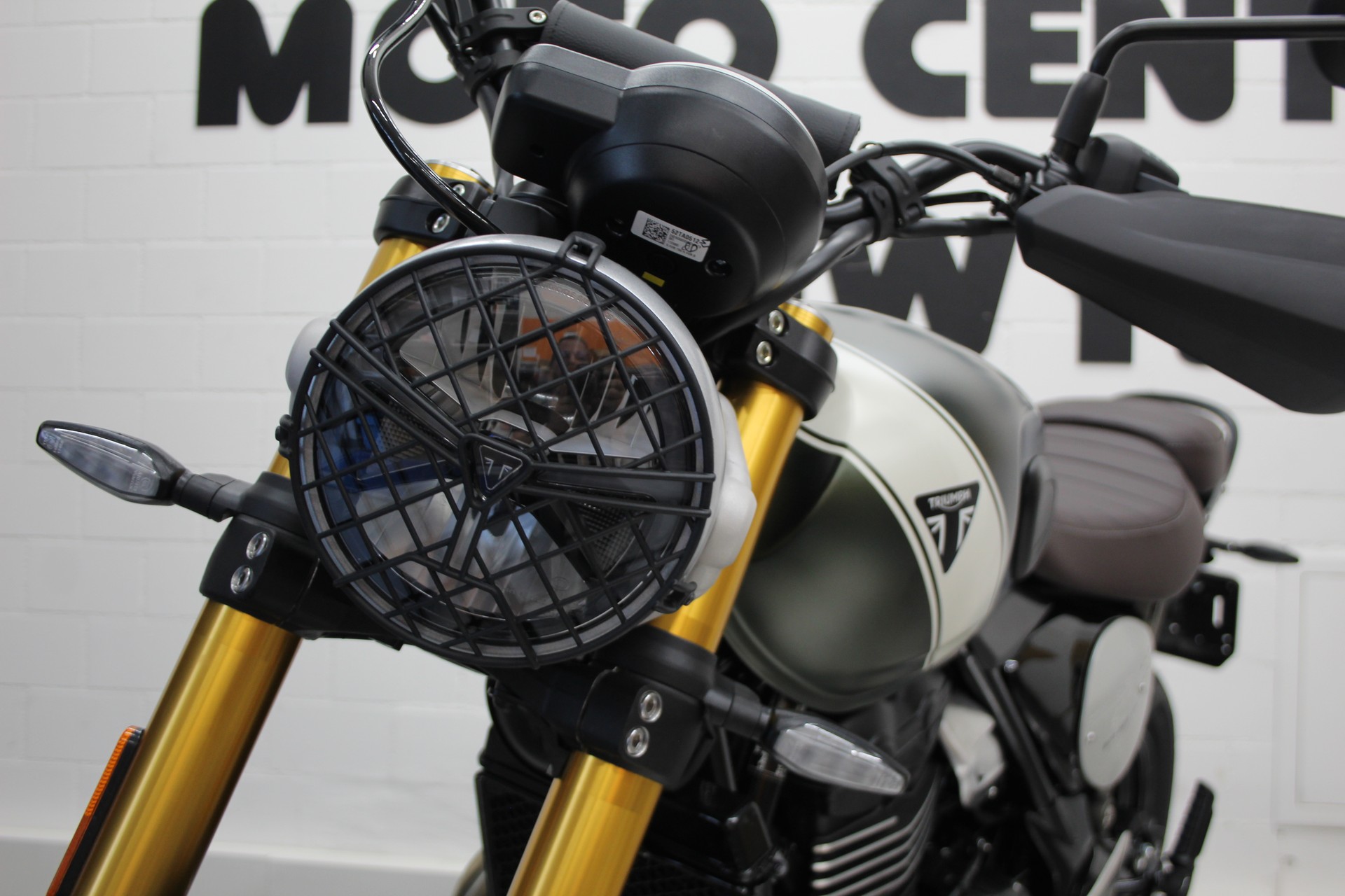 TRIUMPH Speed 400-image-5