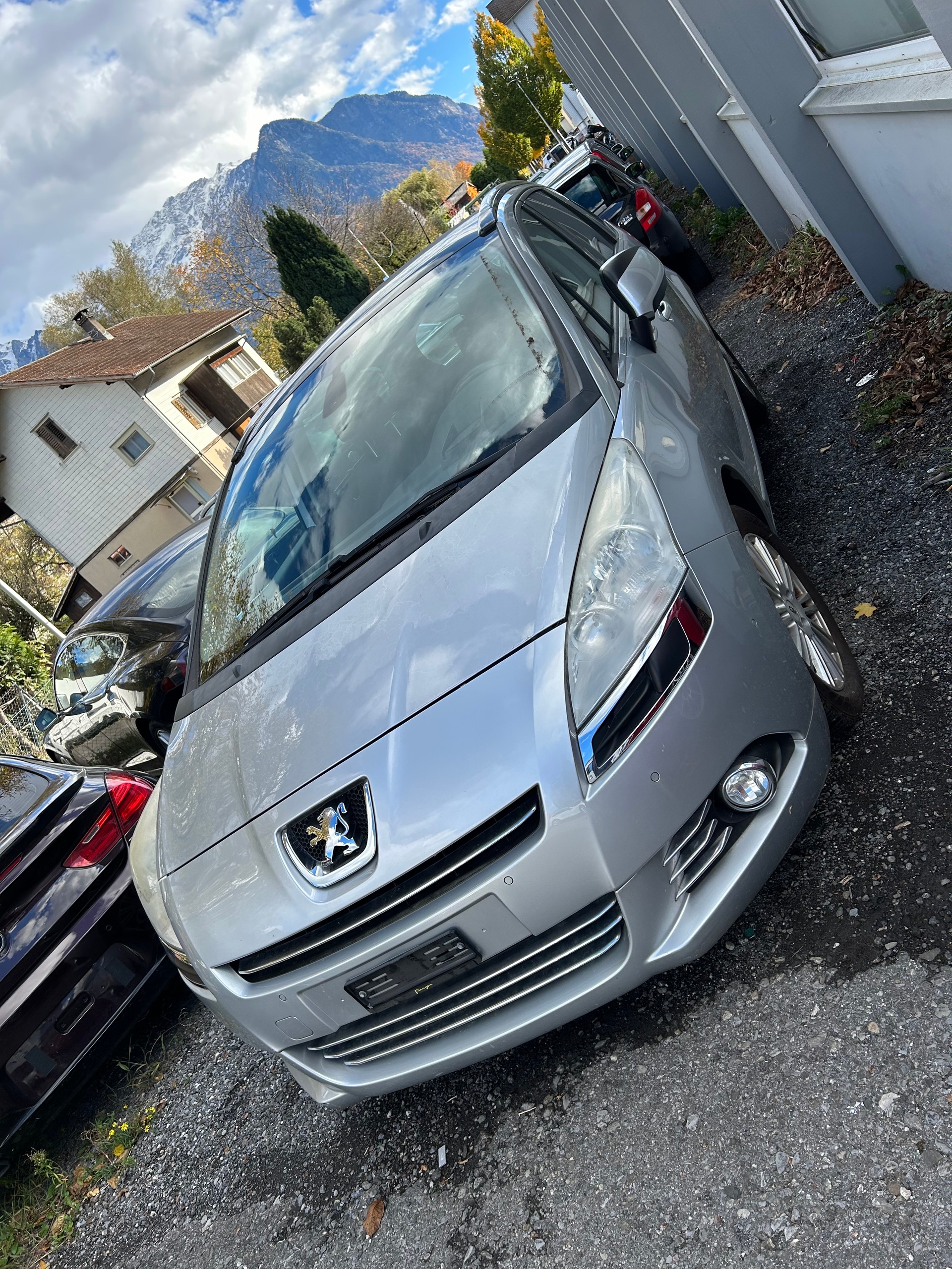 PEUGEOT 5008 1.6 16V T Sport Pack-image-0