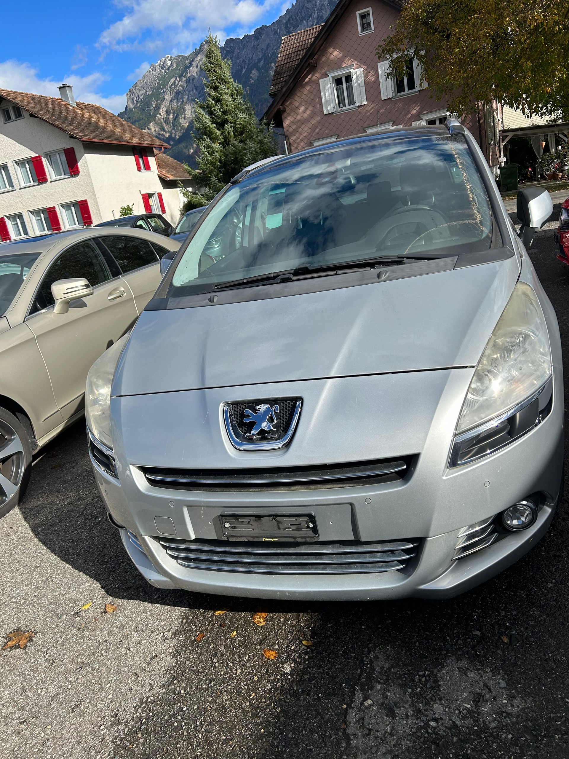 PEUGEOT 5008 1.6 16V T Sport Pack-image-7