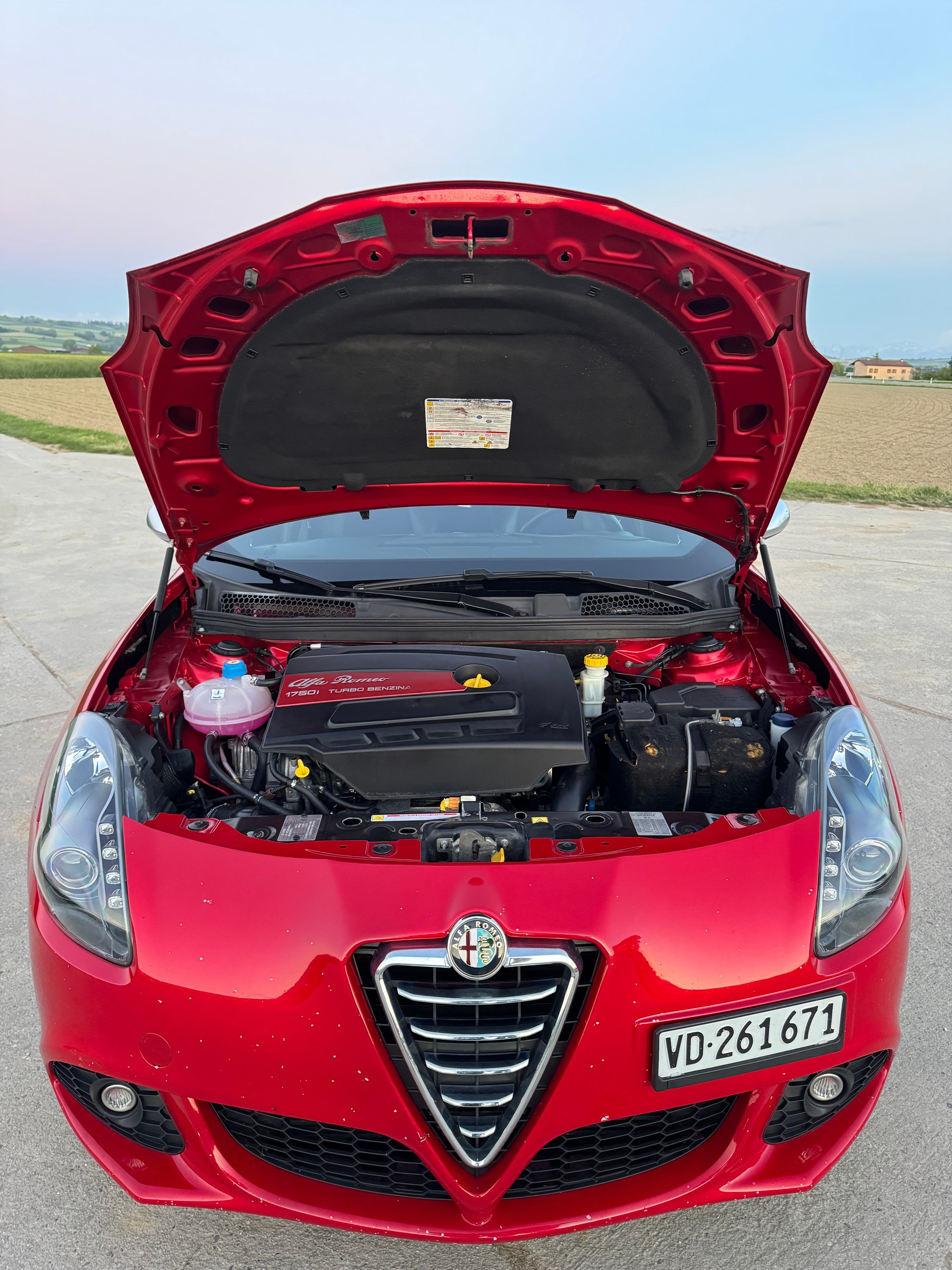 ALFA ROMEO Giulietta 1750 TBi Quadrifoglio Verde-image-5
