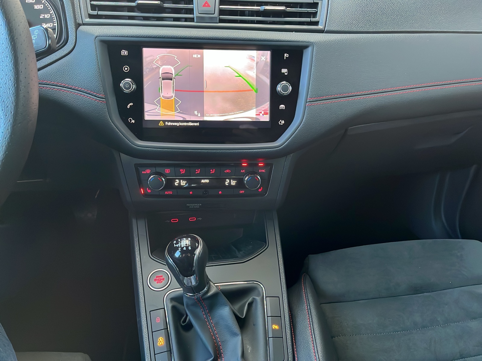 SEAT Ibiza 1.0 TGI CNG Hola FR-image-10