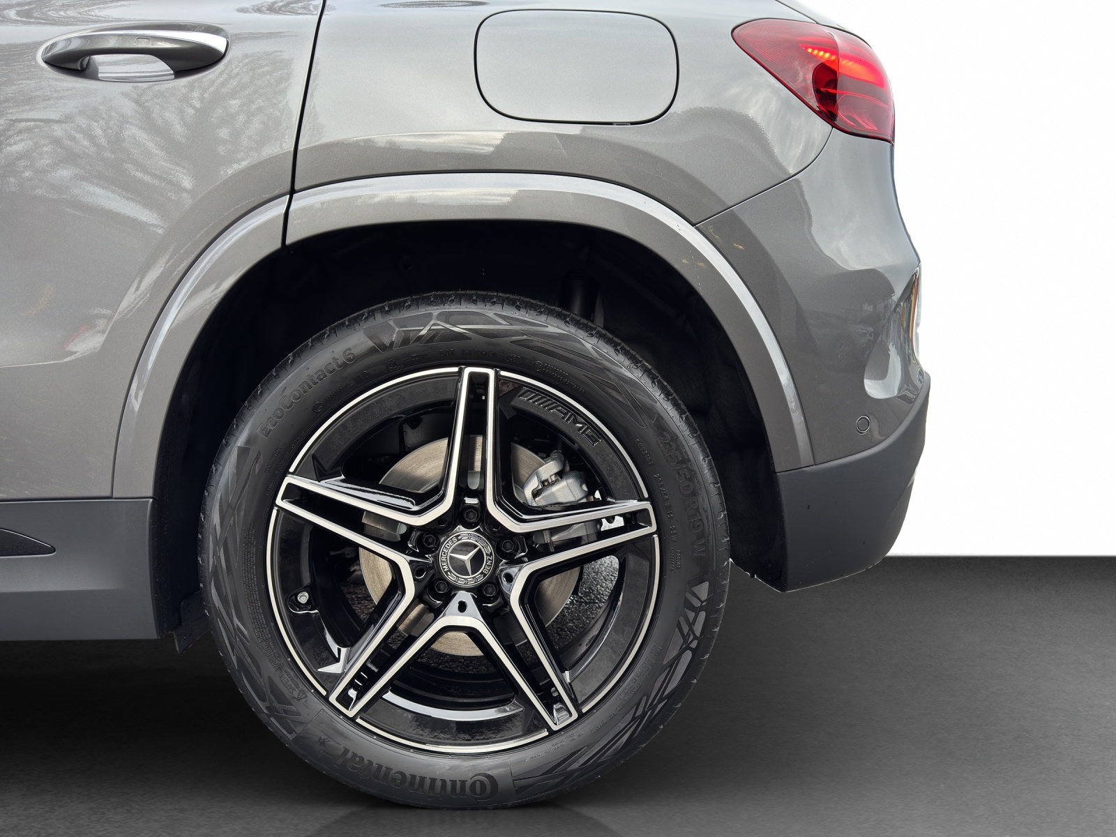 MERCEDES-BENZ GLA 250 4Matic Swiss Star-image-22