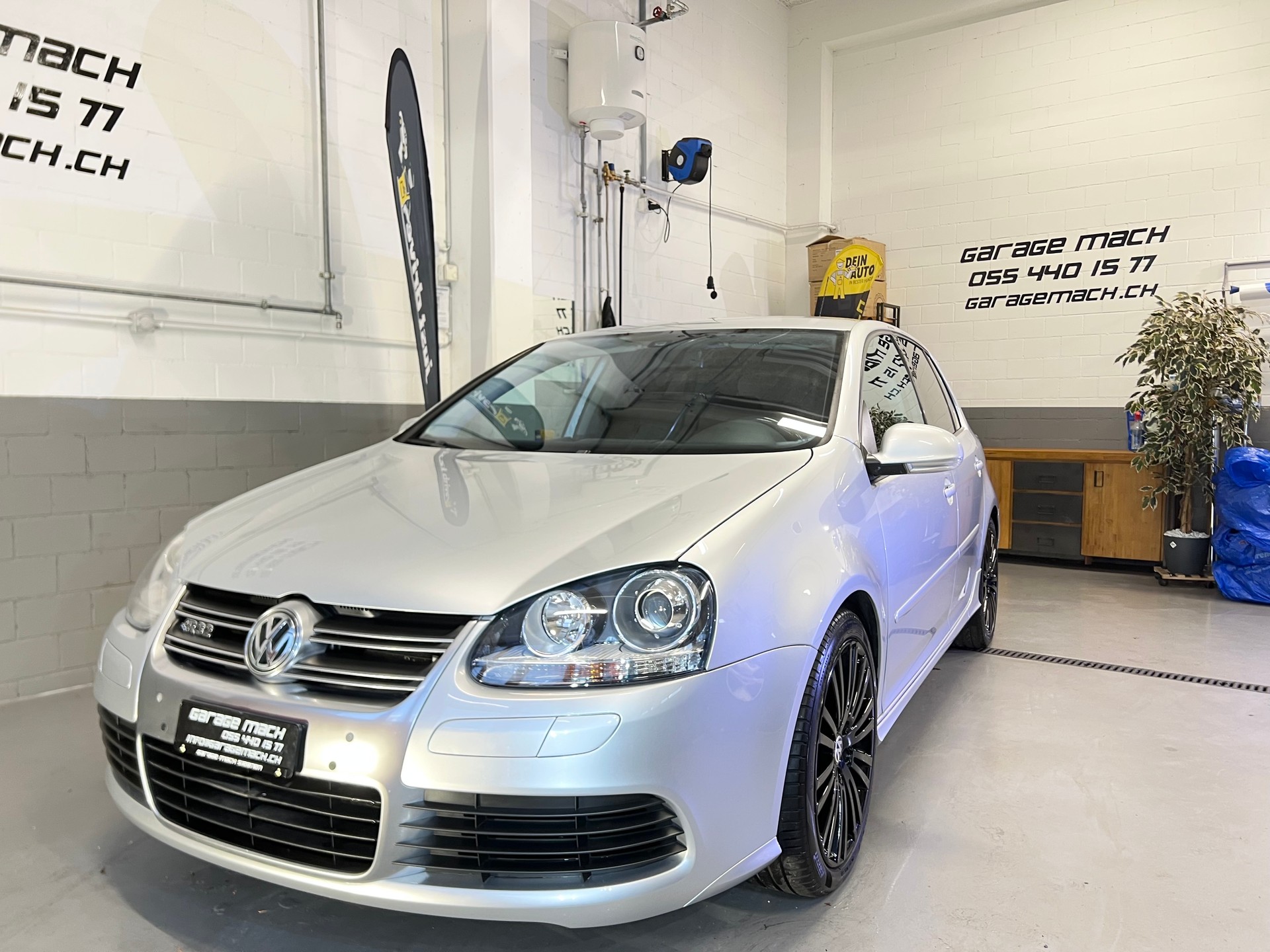 VW Golf R32 4Motion *Handschaltung*-image-1