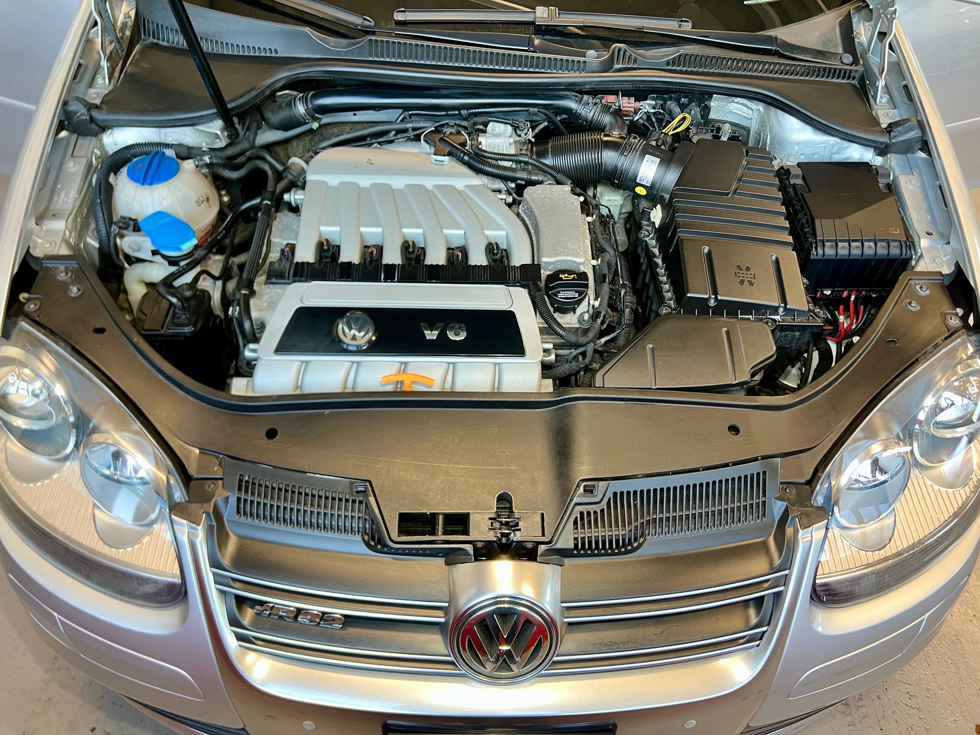 VW Golf R32 4Motion *Handschaltung*-image-3