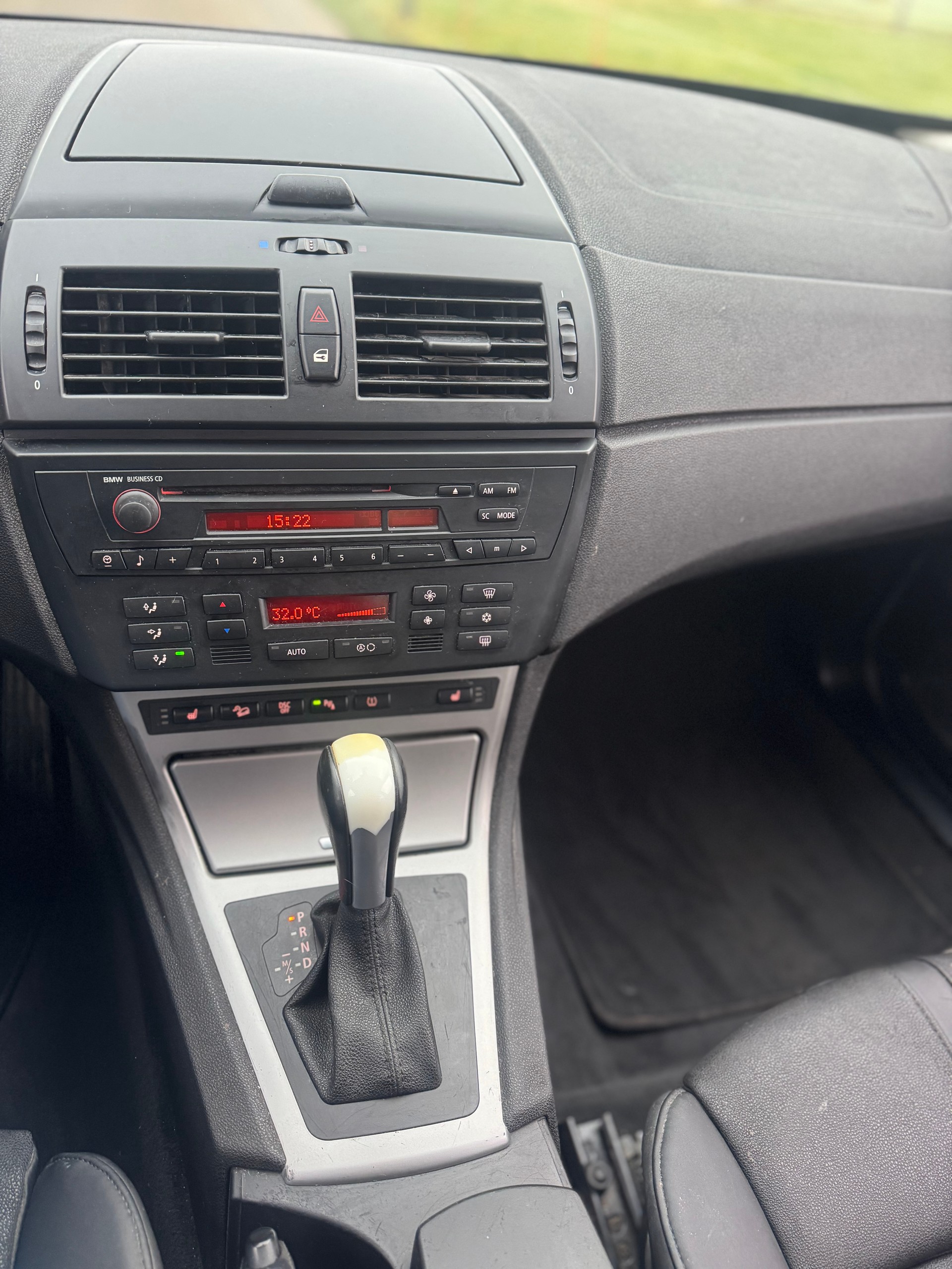 BMW X3 3.0d-image-9
