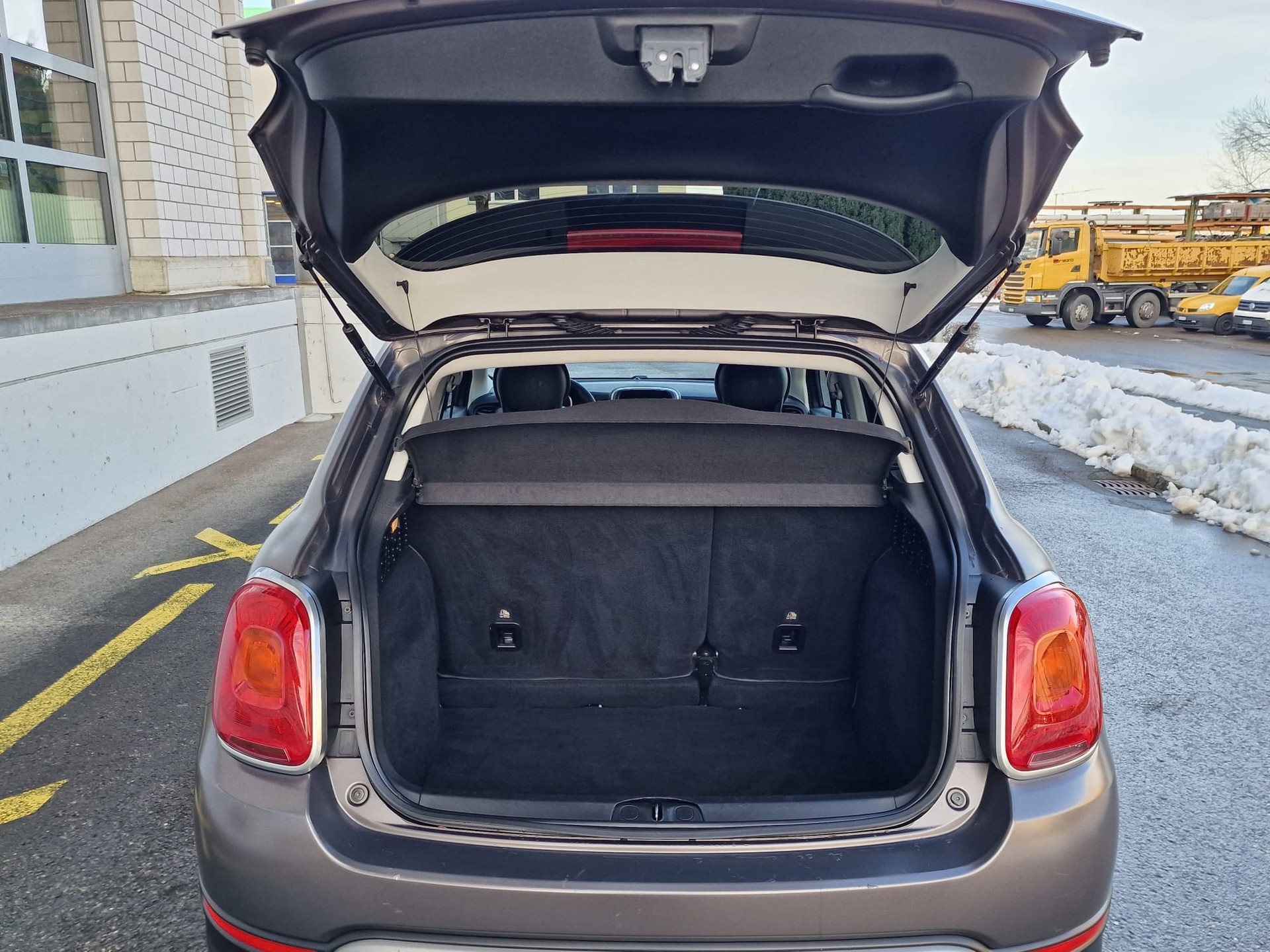 FIAT 500X 1.4T Lounge-image-12