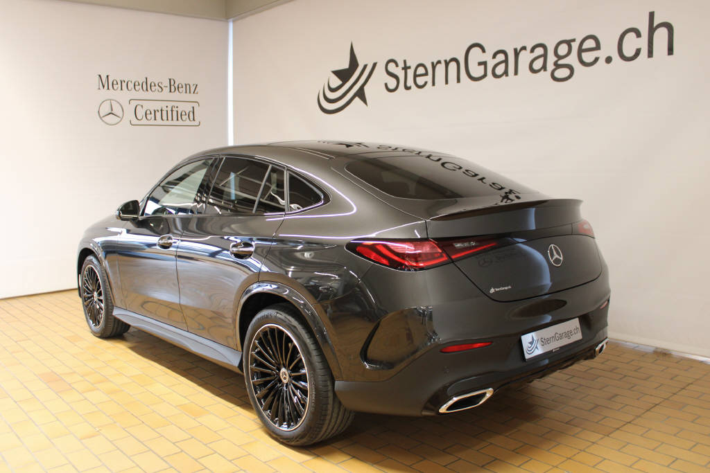 MERCEDES-BENZ GLC 300 4Matic AMG Line Coupé-image-2