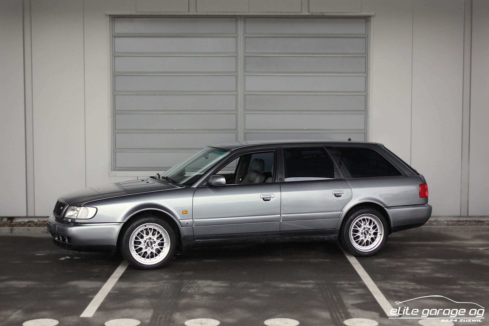 AUDI S6 Avant quattro 4.2 Manuell-image-0