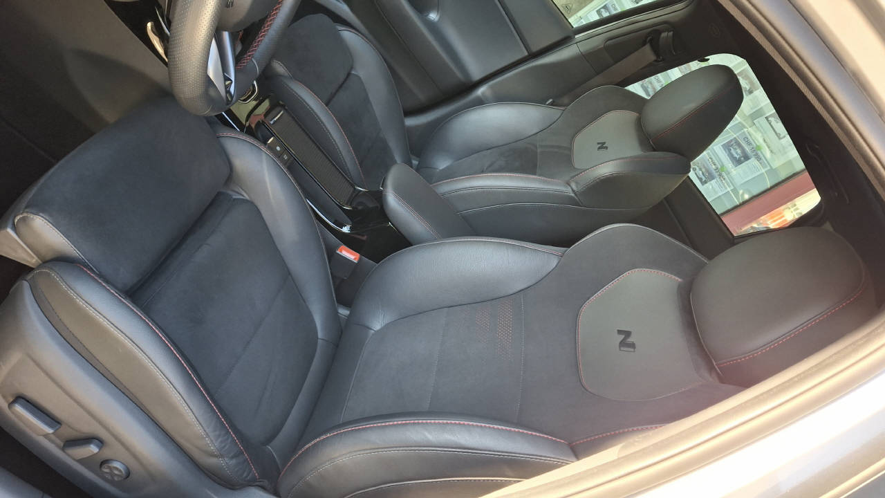 HYUNDAI i30 1.5 T-GDi N-Line-image-9