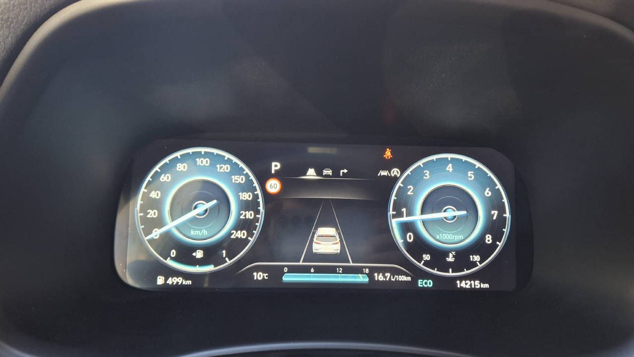 HYUNDAI i30 1.5 T-GDi N-Line-image-11