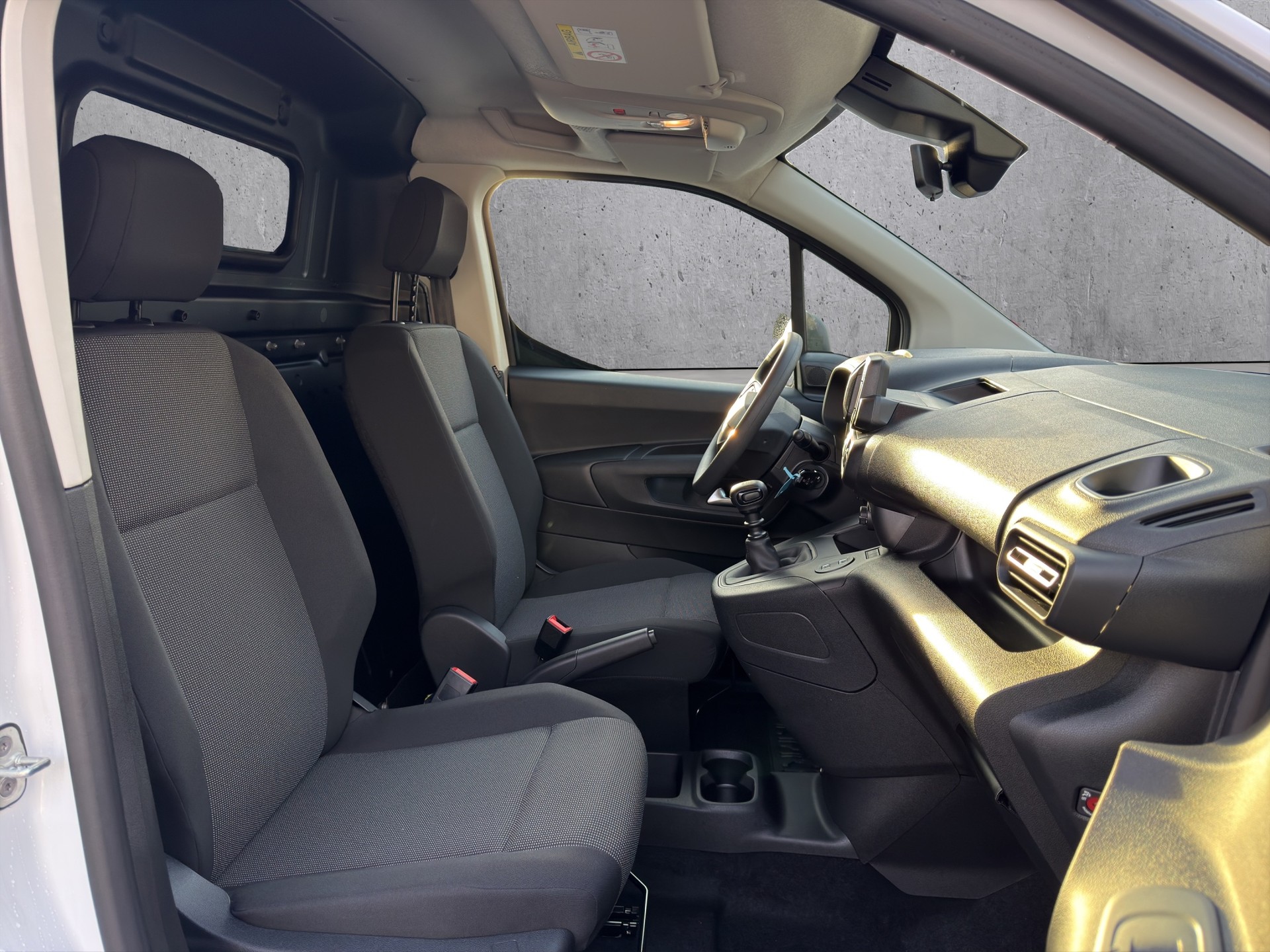 FIAT DOBLO fourg. L2 1.5 BlueHDI 100-image-11