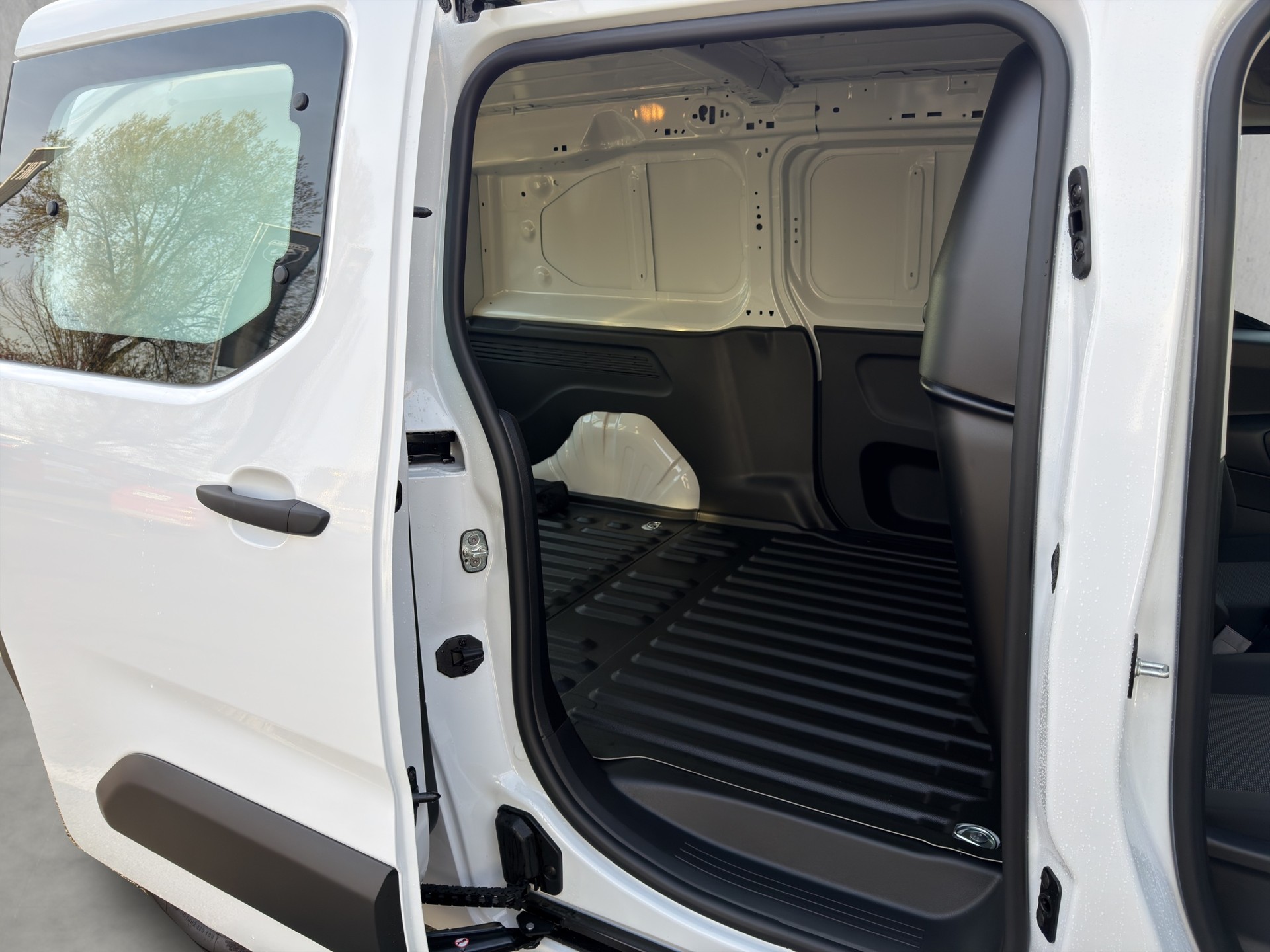 FIAT DOBLO fourg. L2 1.5 BlueHDI 100-image-12
