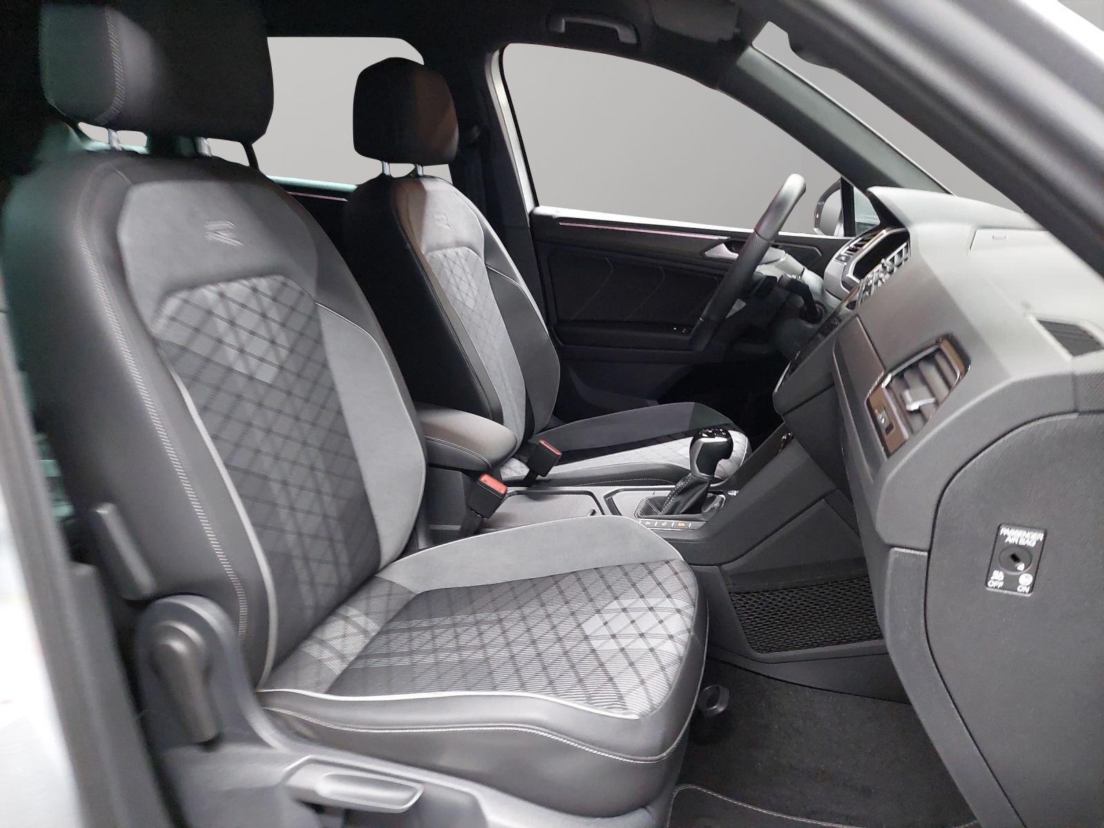 VW Tiguan 1.5TSI Evo R-Line DSG-image-8