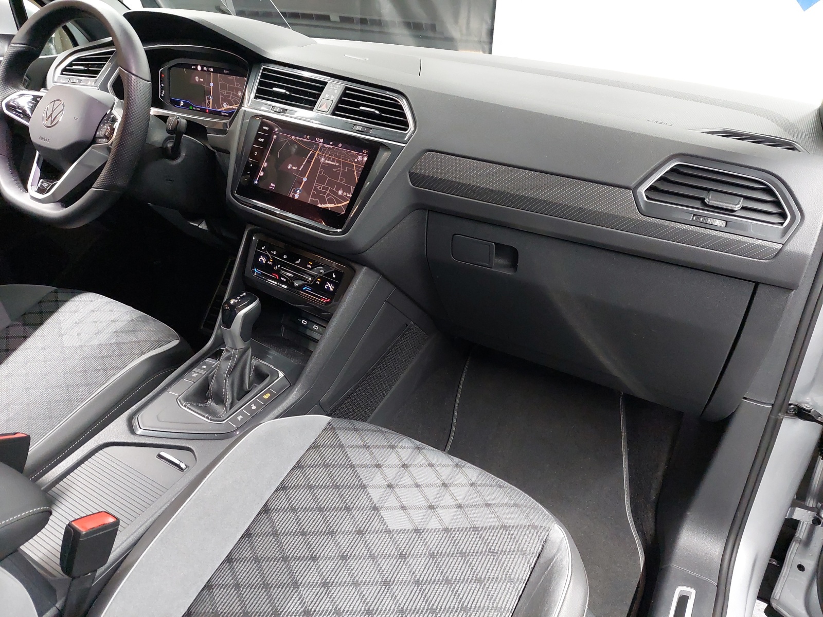 VW Tiguan 1.5TSI Evo R-Line DSG-image-9