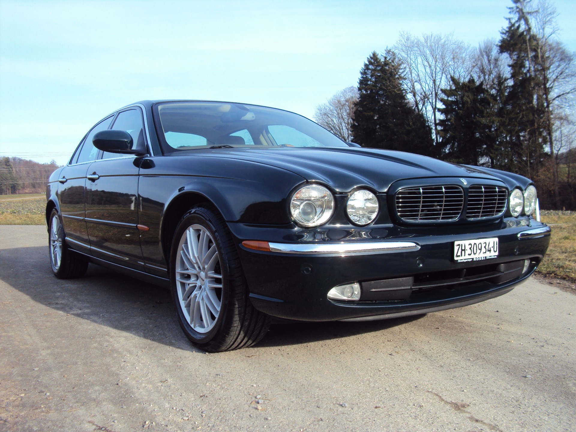 JAGUAR XJ8 4.2 V8 Executive-image-1