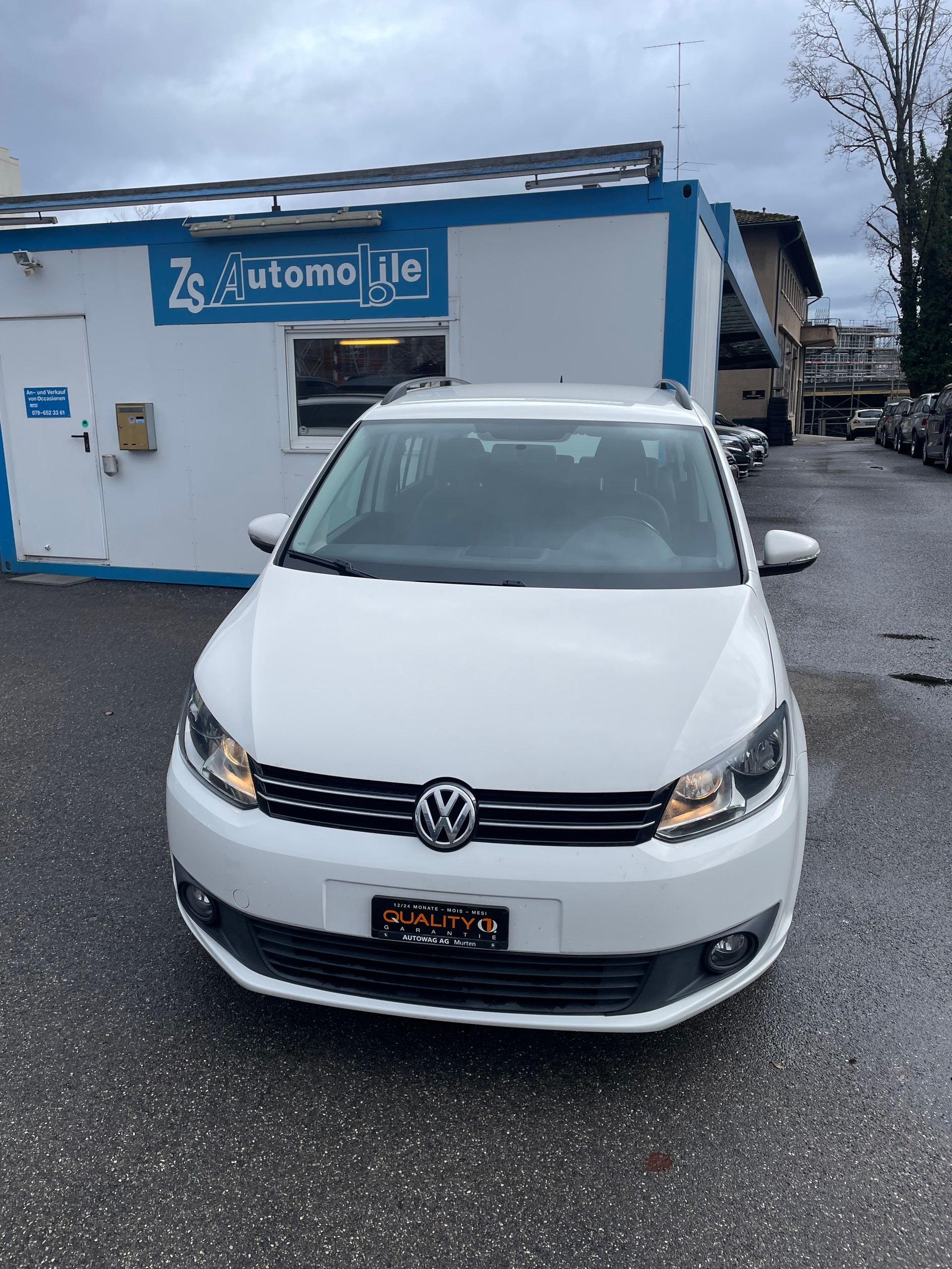 VW TOURAN 1.6 TDi Trendline-image-5