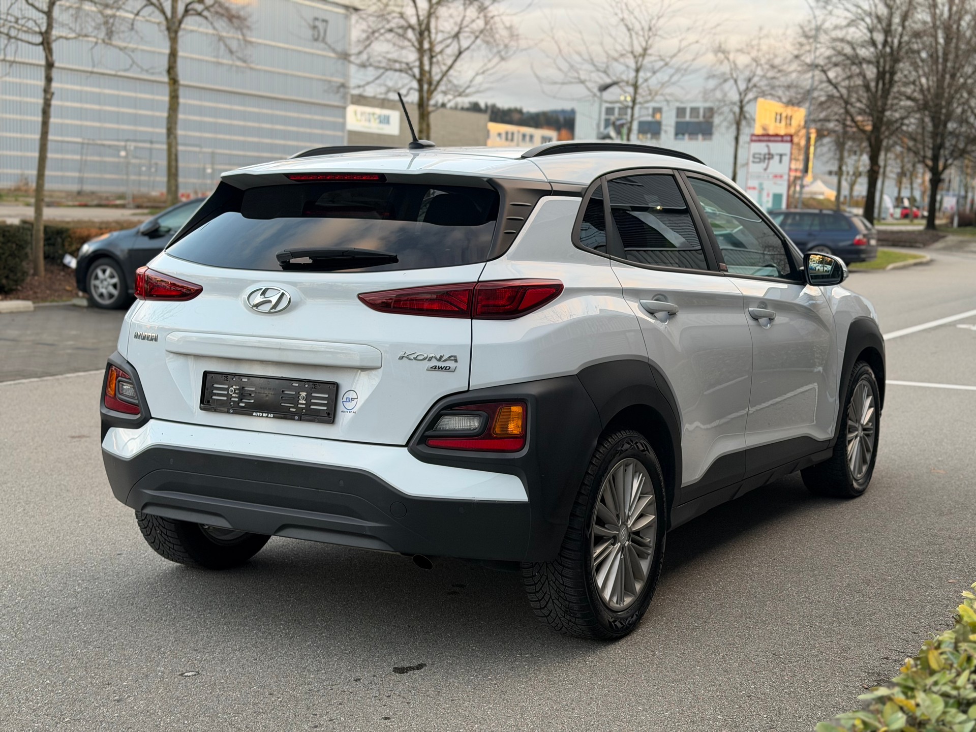 HYUNDAI Kona 1.6 T-GDi Origo 4WD DCT-image-5