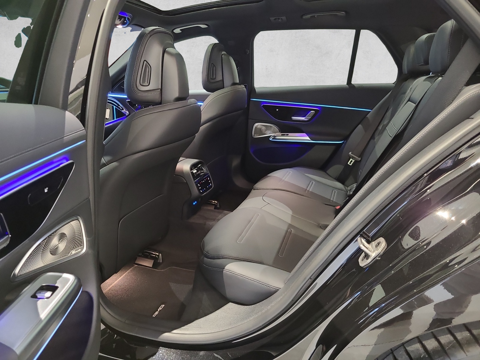 MERCEDES-BENZ E 53 Hybrid T 4Matic+ 9G-Tronic-image-10