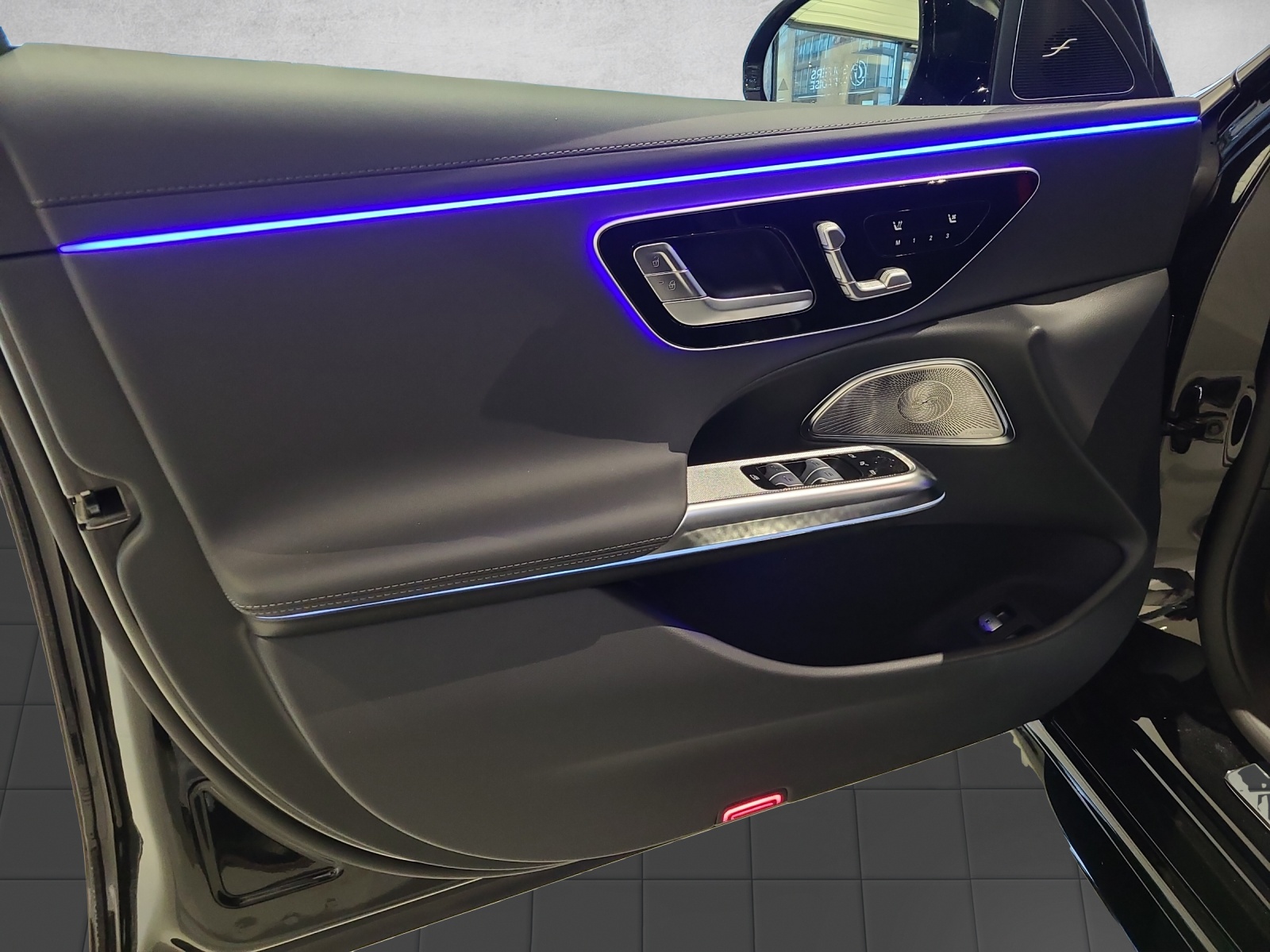 MERCEDES-BENZ E 53 Hybrid T 4Matic+ 9G-Tronic-image-8