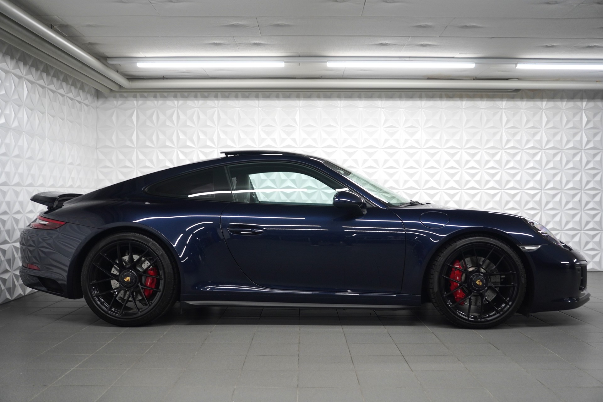 PORSCHE 911 Carrera GTS PDK-image-5