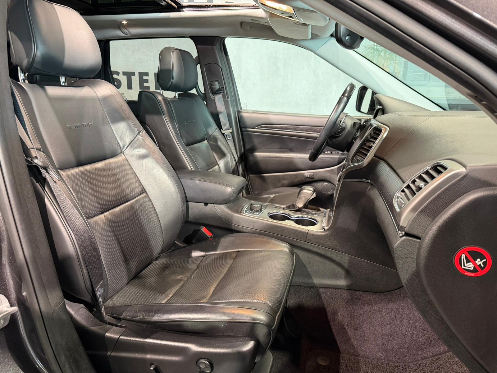 JEEP Grand Cherokee 3.0 CRD Summit Automatic-image-6
