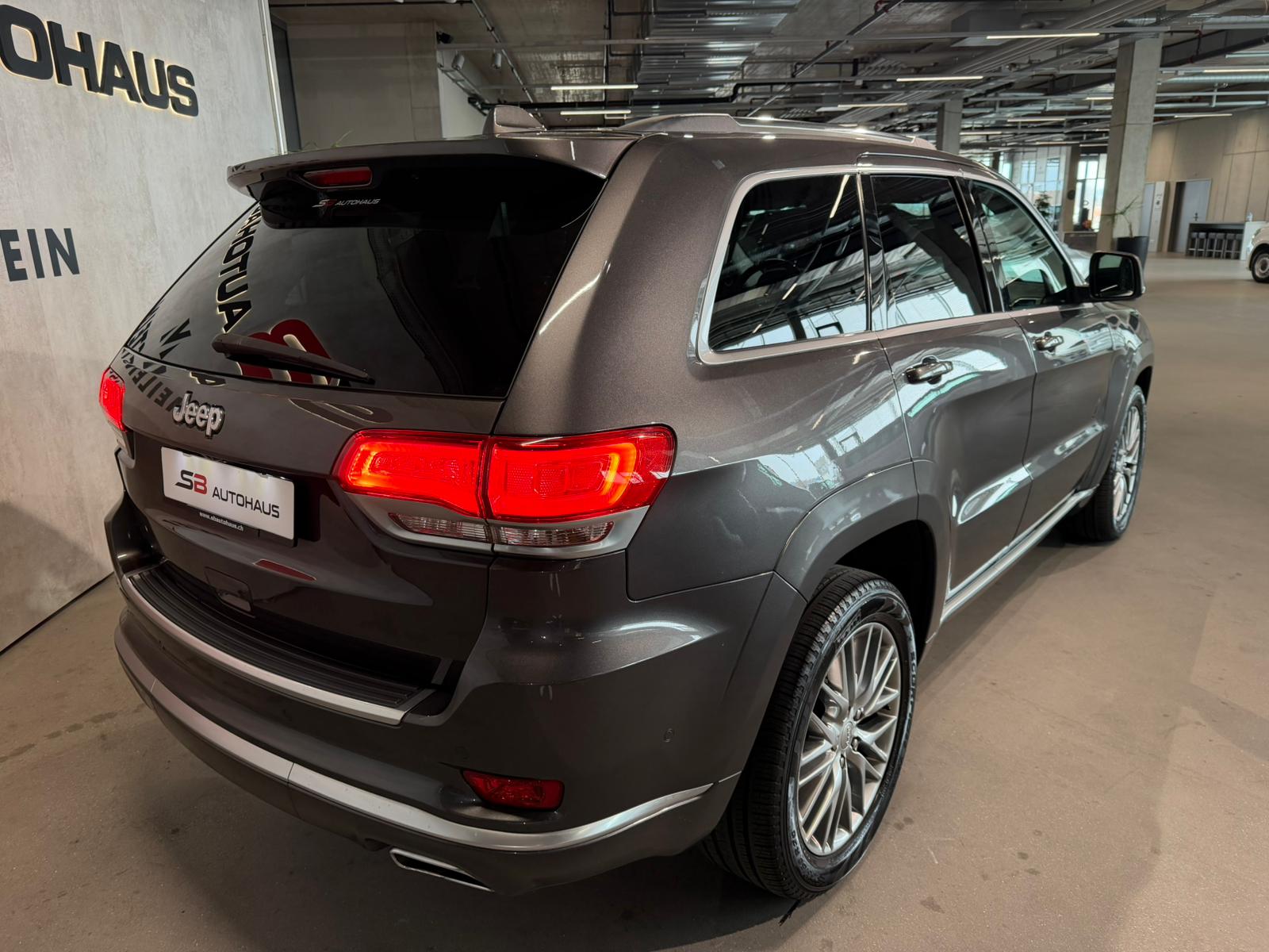 JEEP Grand Cherokee 3.0 CRD Summit Automatic-image-20