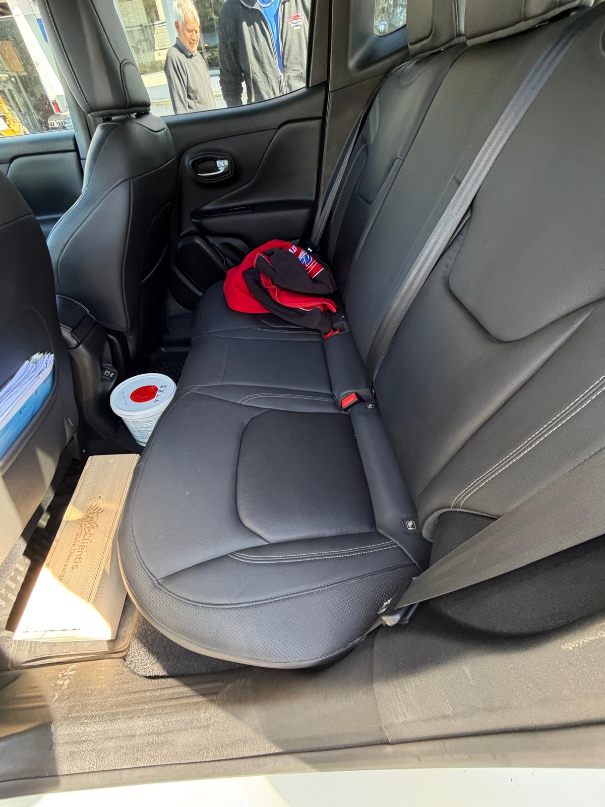 JEEP Renegade 2.0 CRD Limited AWD 9ATX-showroom-element-3