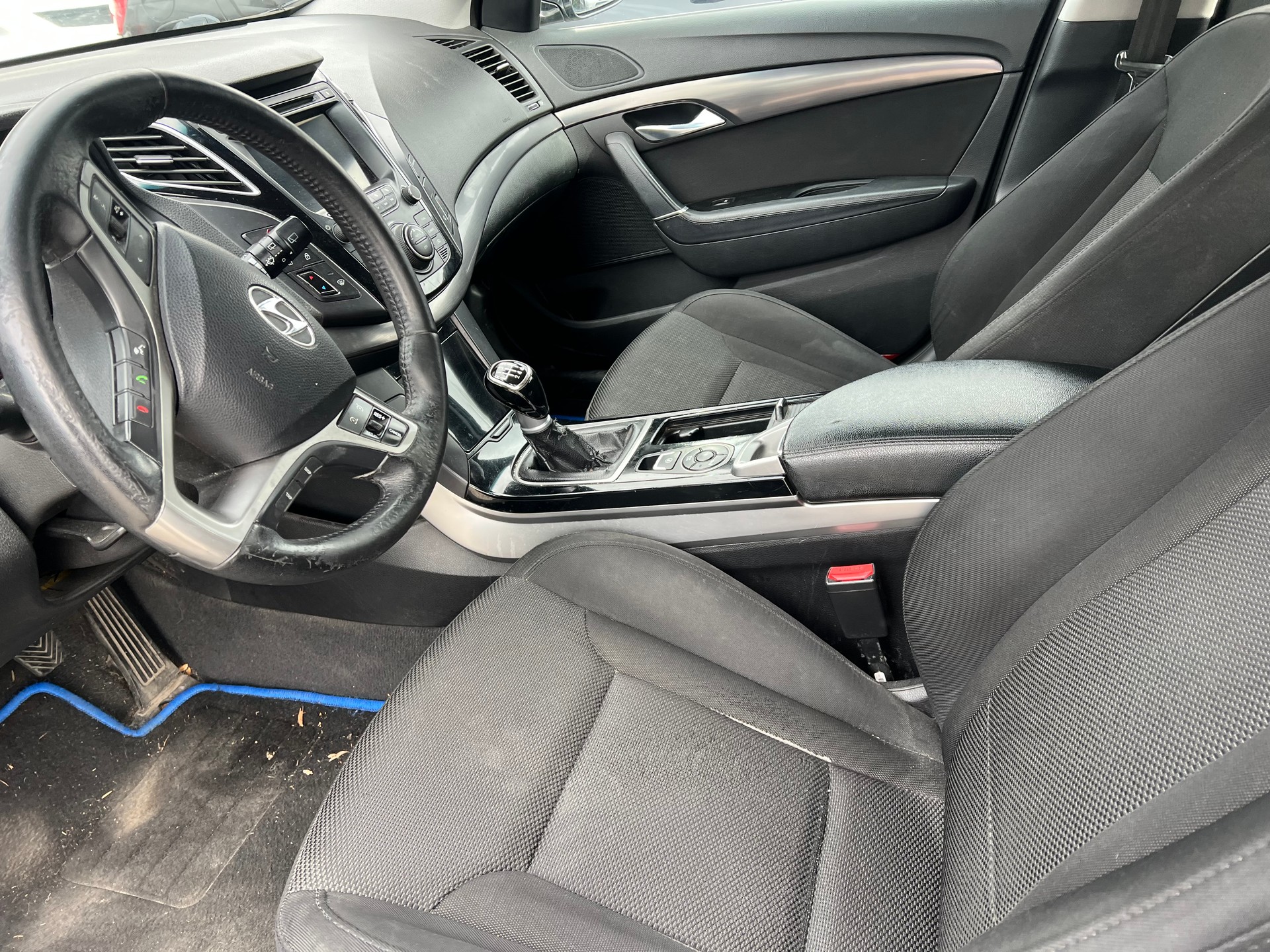 HYUNDAI i40 Wagon 1.6 GDI ISG Comfort-image-6