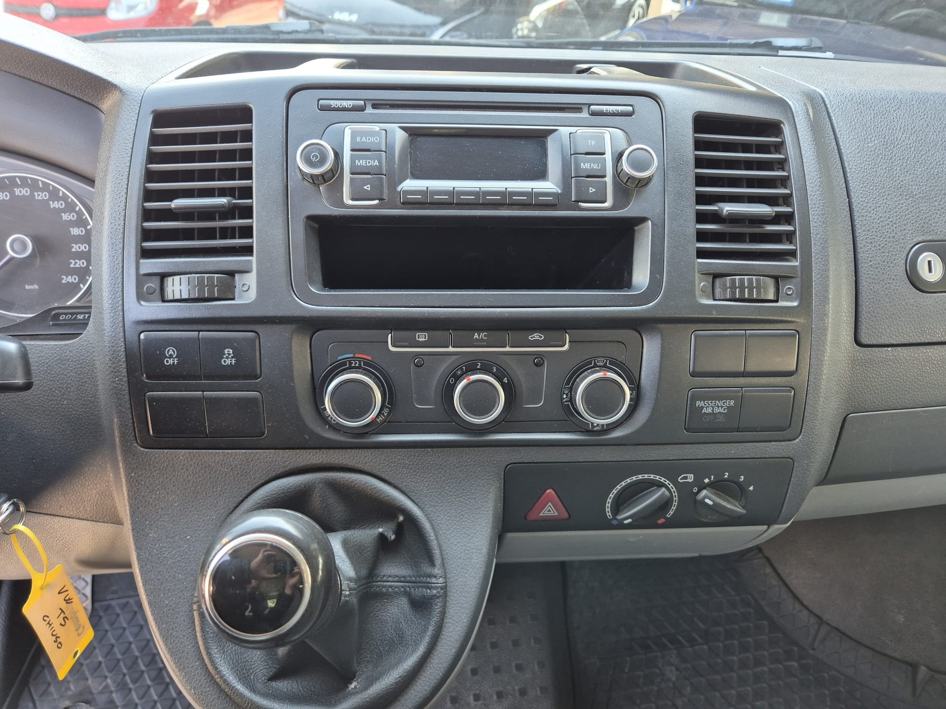 VW T5 2.0 TDI 4Motion-image-11